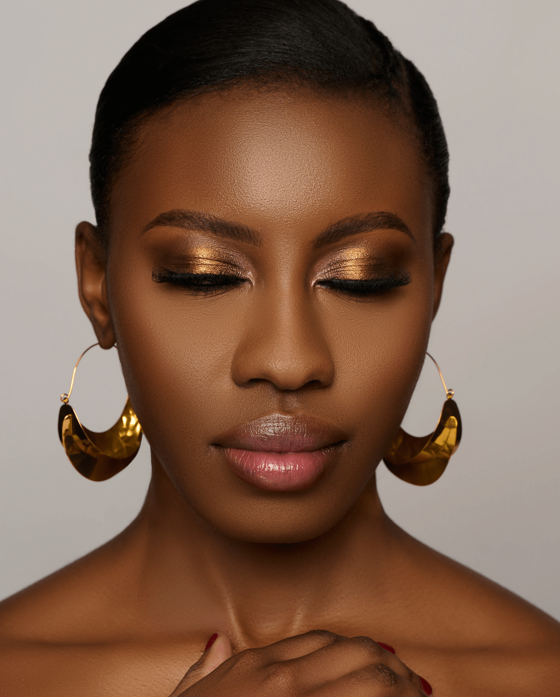 Large Statement Alloy Stud Earrings - Fatisha Boutique