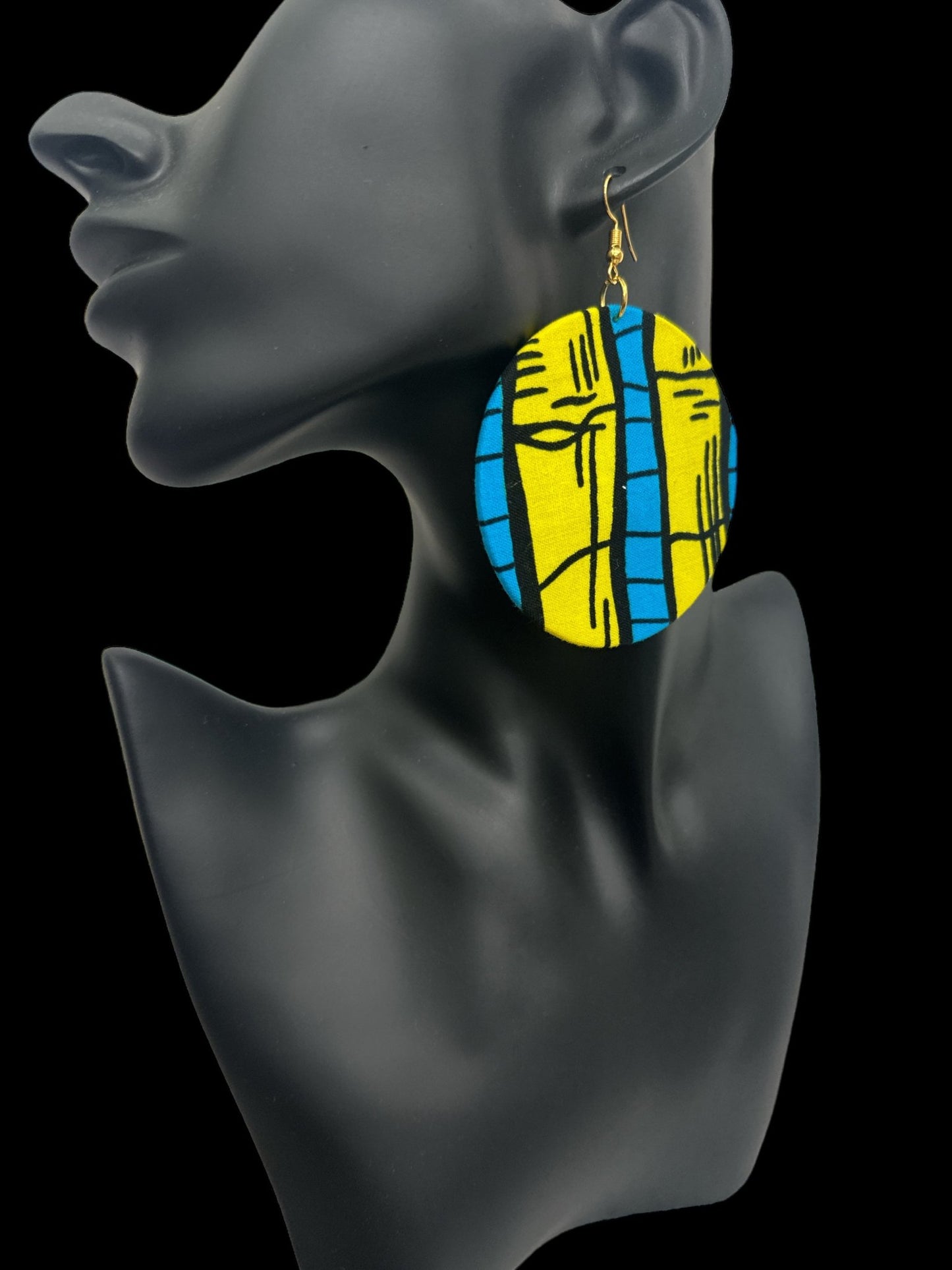 Lightweight African Printed Ankara Fabric Round Dangle Earrings - Fatisha Boutique