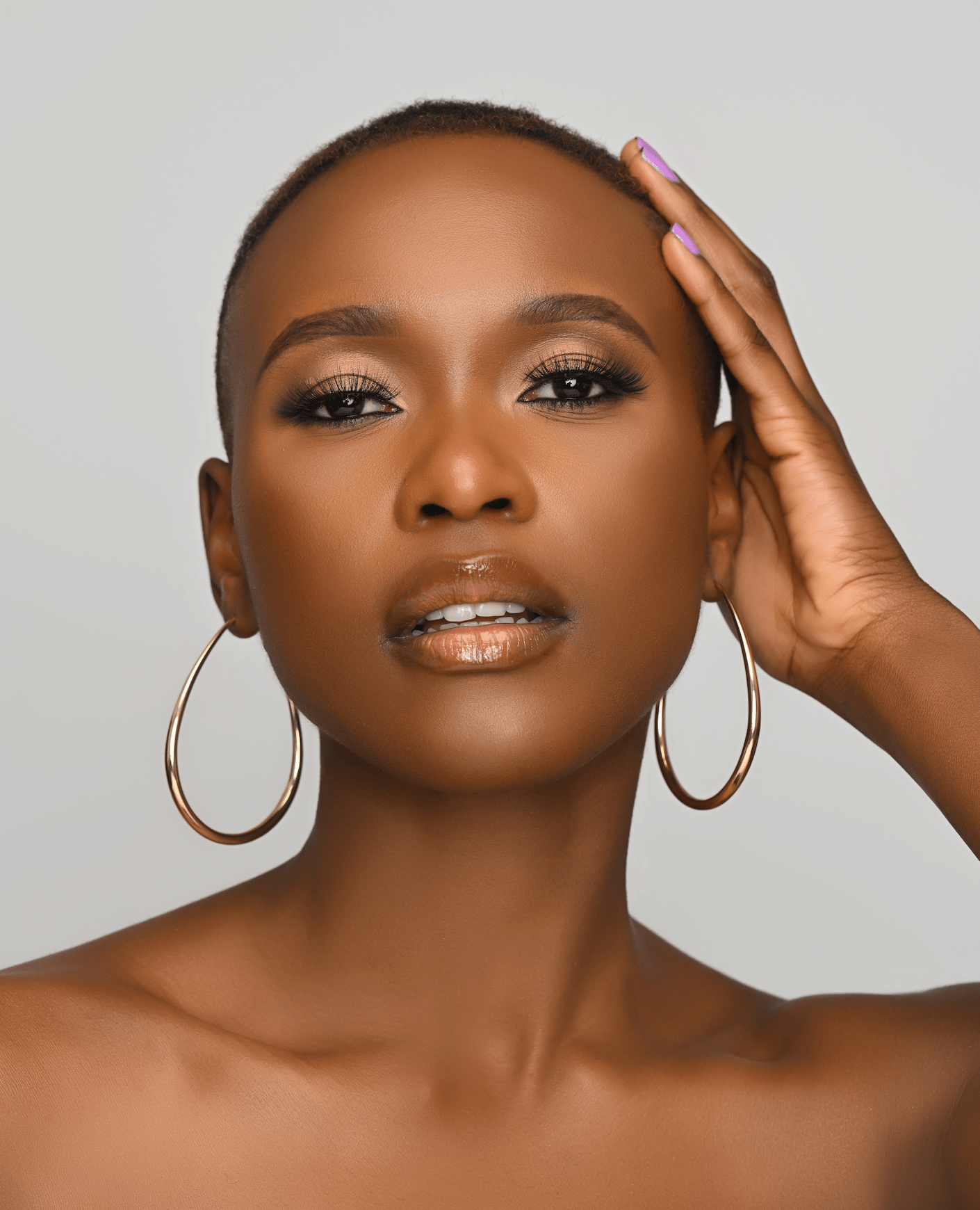 Lightweight Large Statement Oval Hoop Earrings - Fatisha Boutique