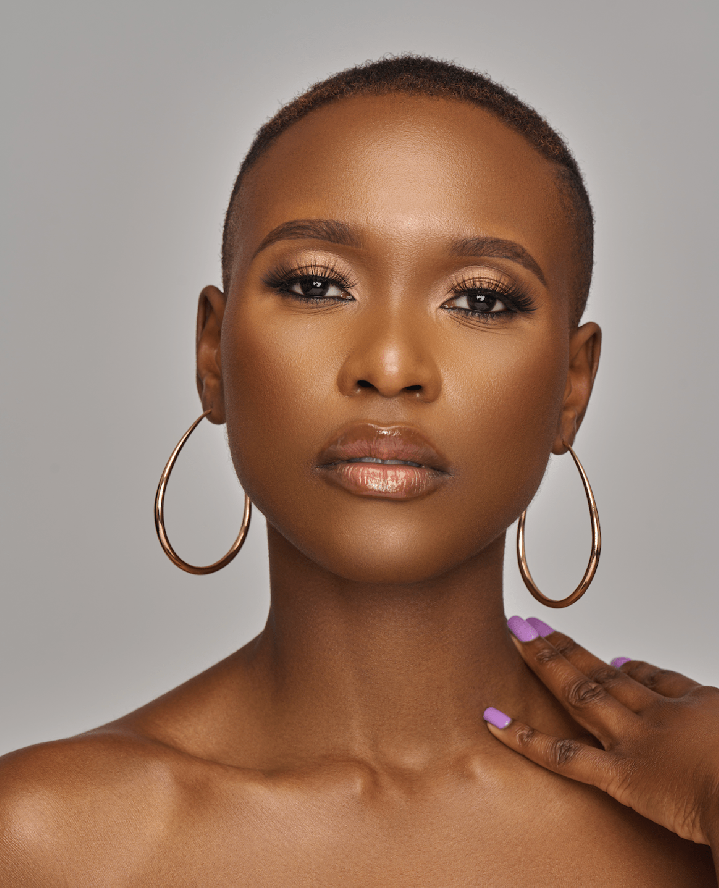 Lightweight Large Statement Oval Hoop Earrings - Fatisha Boutique