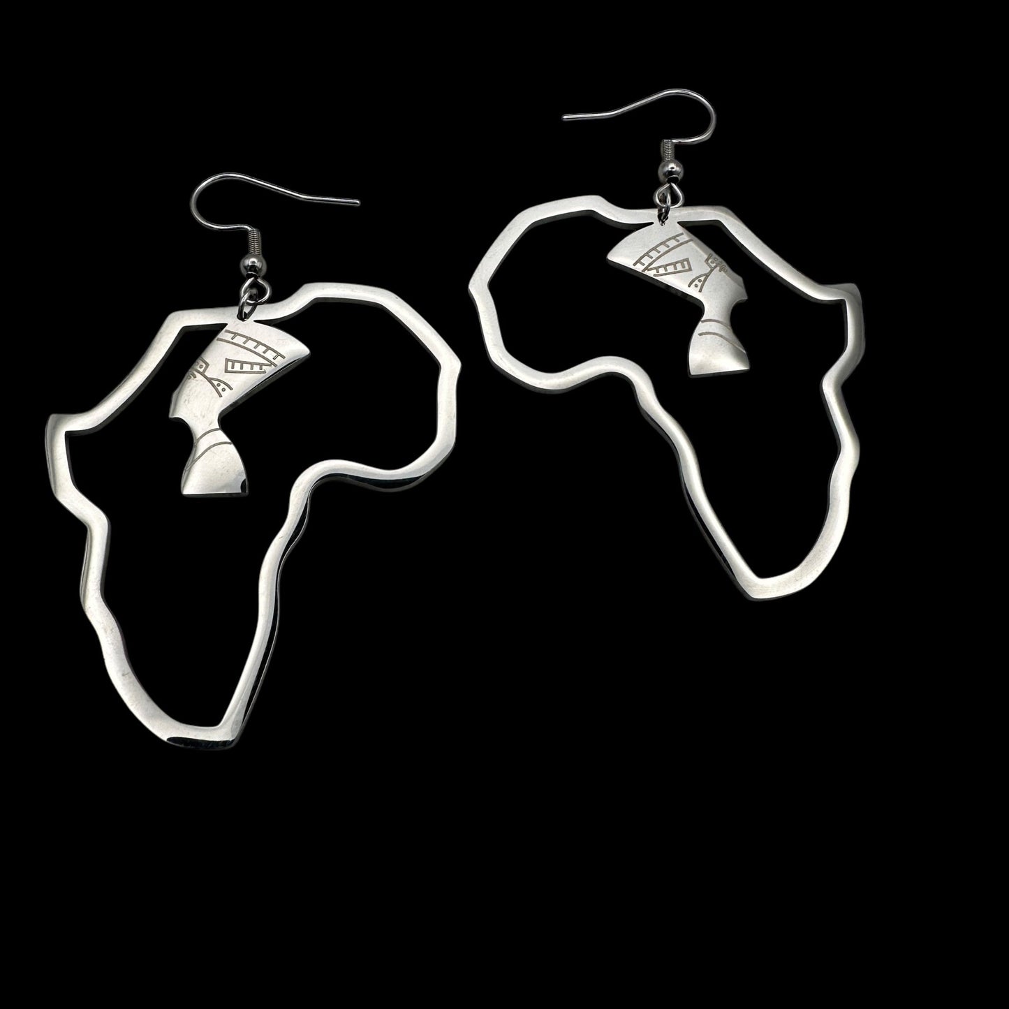 Medium Africa Map Shaped Queen Nefertiti Dangle Statement Earrings (Gold or Silver) - Fatisha Boutique