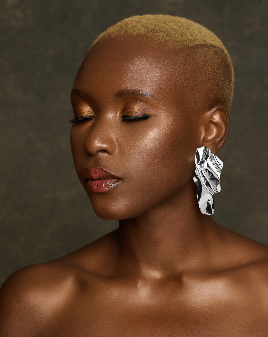 Metal Statement Irregular Stud Earrings - Fatisha Boutique