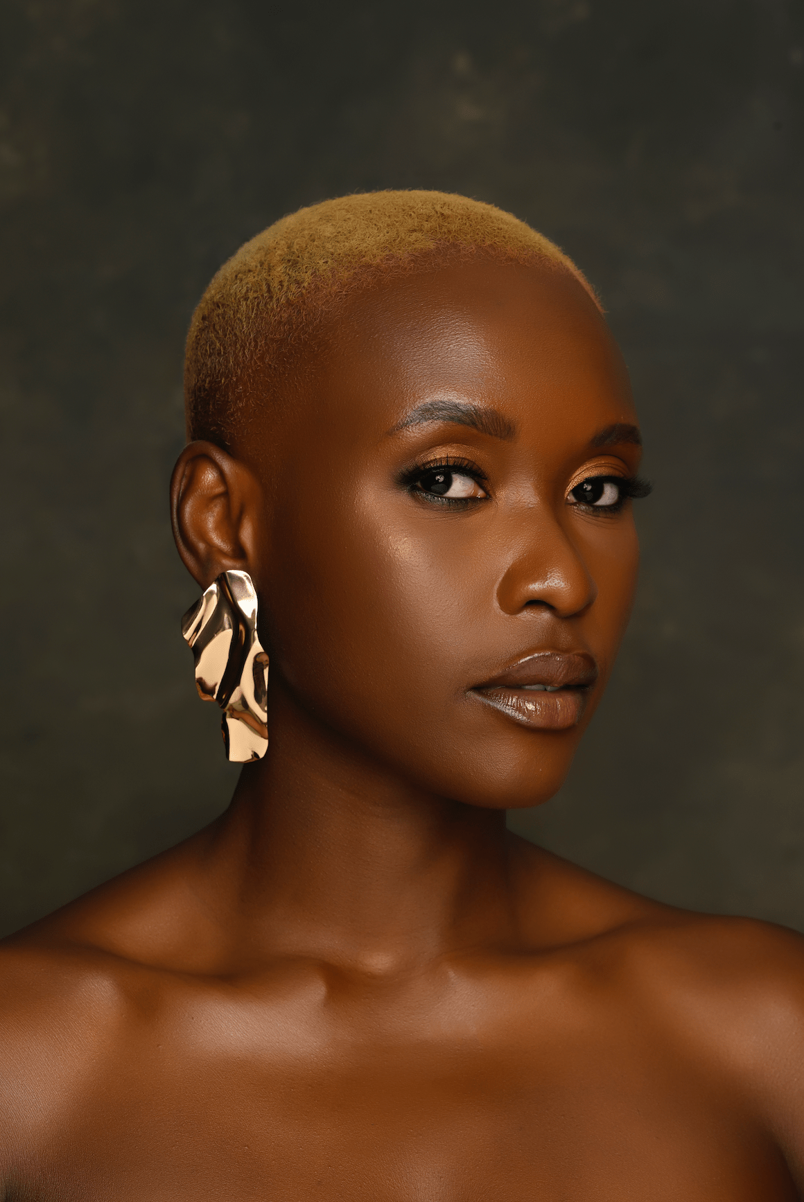 Metal Statement Irregular Stud Earrings - Fatisha Boutique
