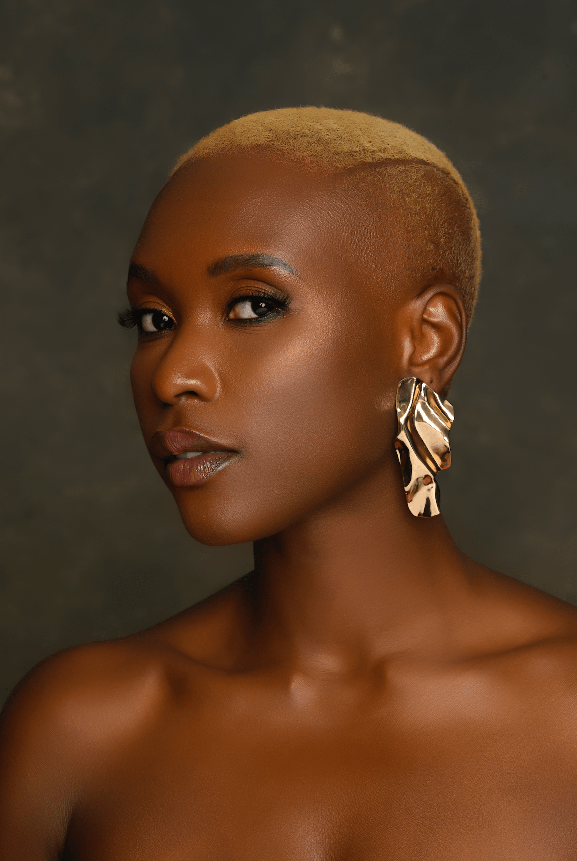 Metal Statement Irregular Stud Earrings - Fatisha Boutique
