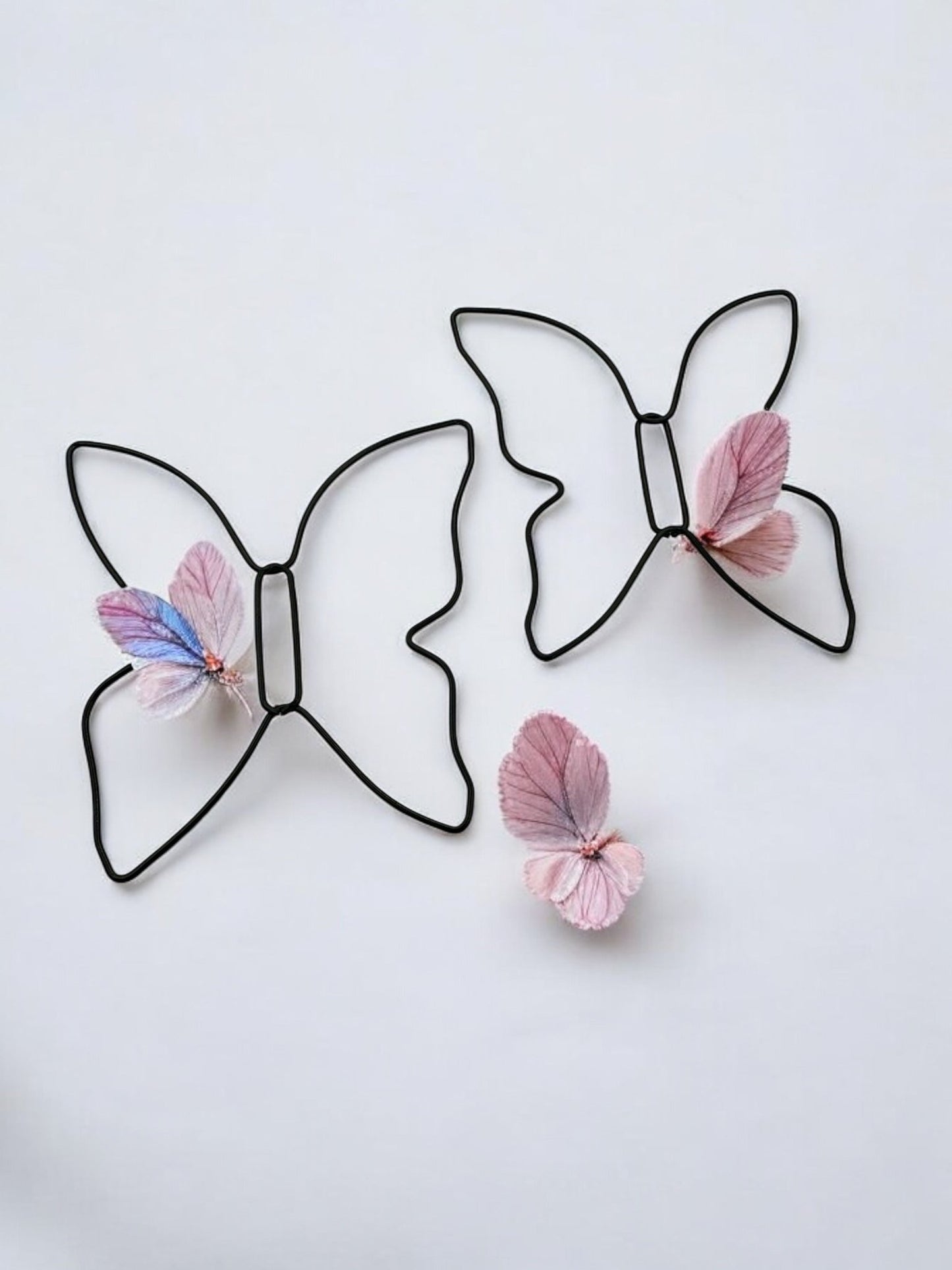 Minimalist Lightweight WireButterfly Shape Design Earrings - Fatisha Boutique