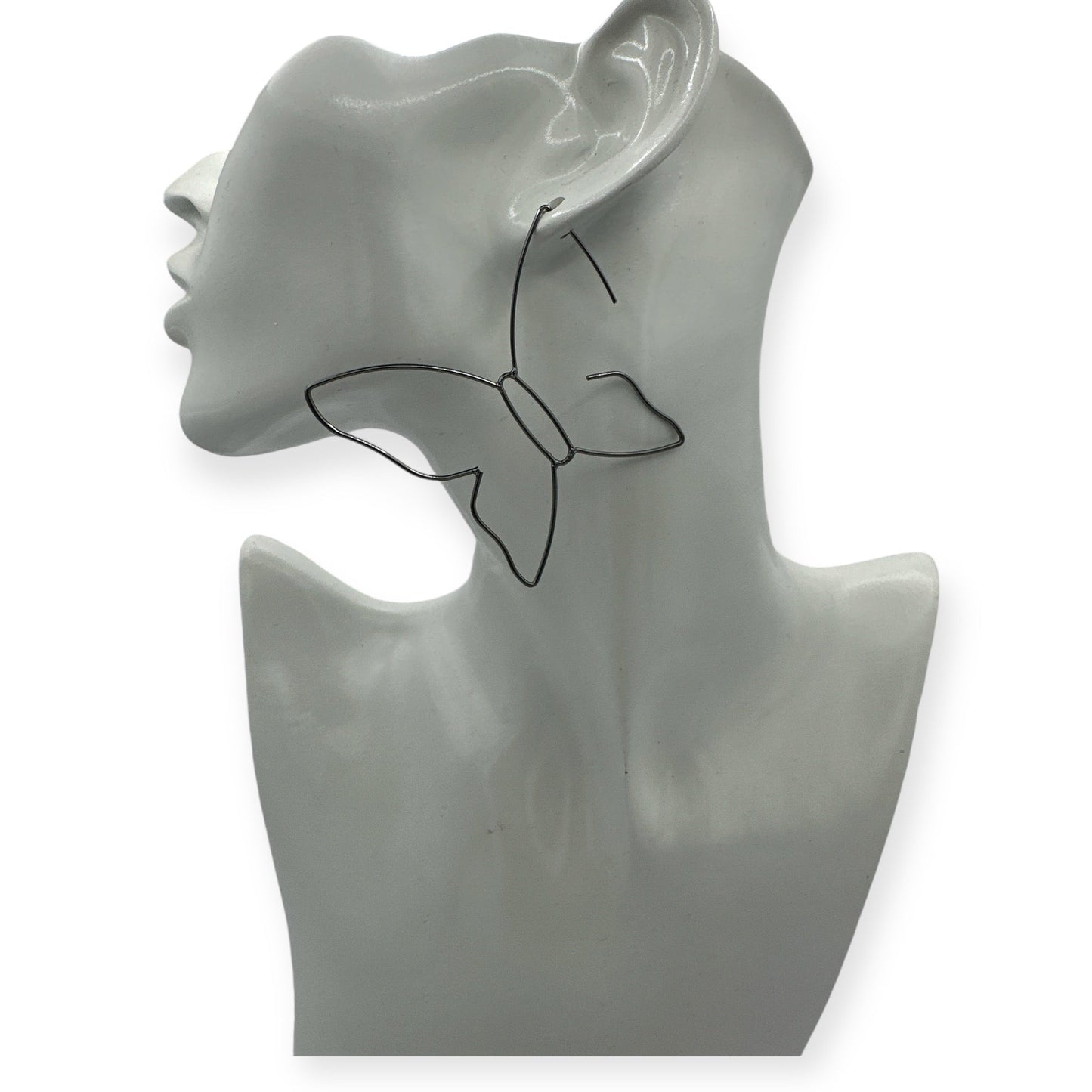 Minimalist Lightweight WireButterfly Shape Design Earrings - Fatisha Boutique