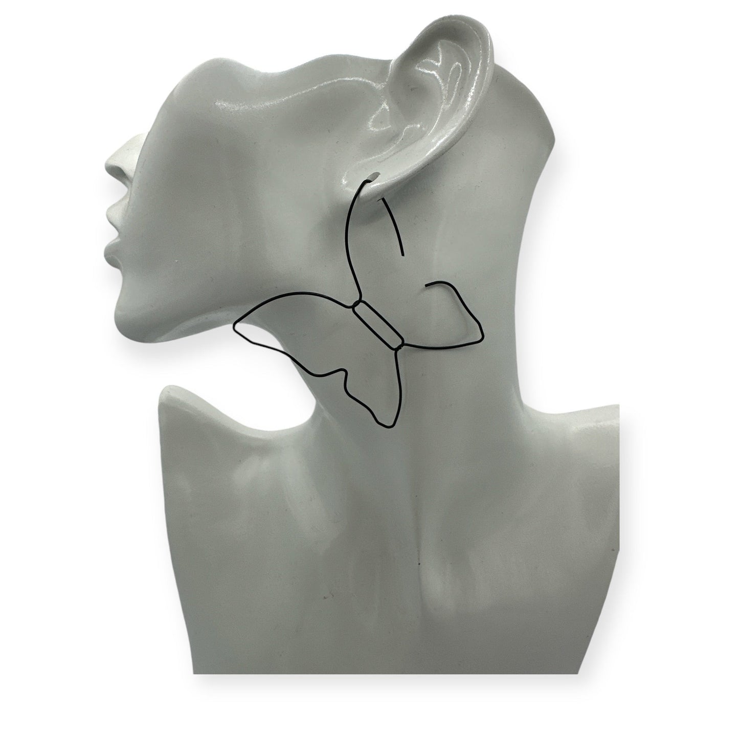 Minimalist Lightweight WireButterfly Shape Design Earrings - Fatisha Boutique