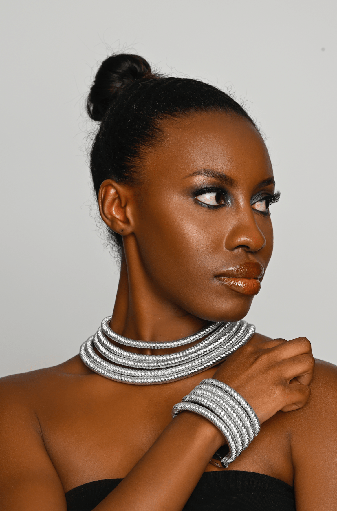 Multilayered Ropes With Magnetic Closure Collar Statement Choker Necklace Set - Fatisha Boutique