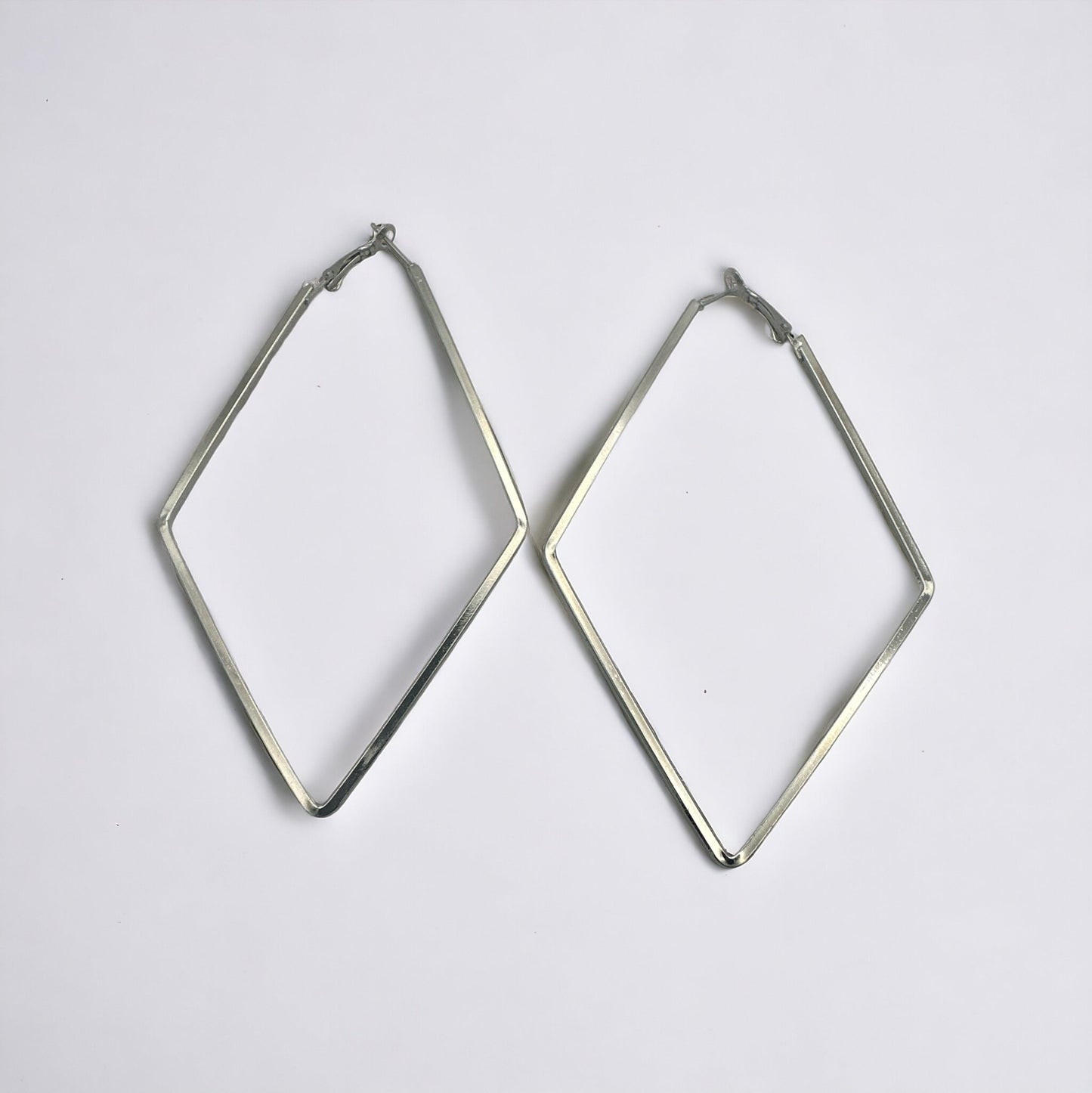 Rhombus Shaped Style Hoop Earrings - Fatisha Boutique