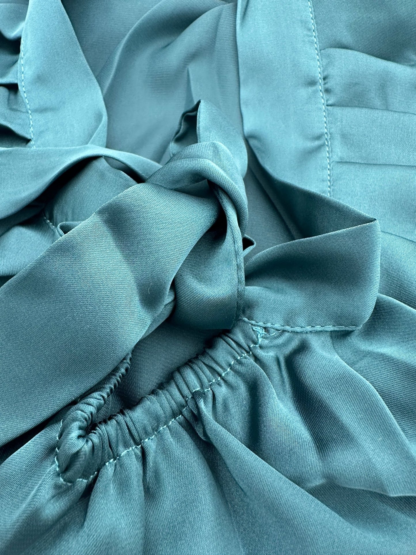 Satin Silk Single Layered Stylish Bonnet Cap with Ties for Hair Protection - Fatisha Boutique