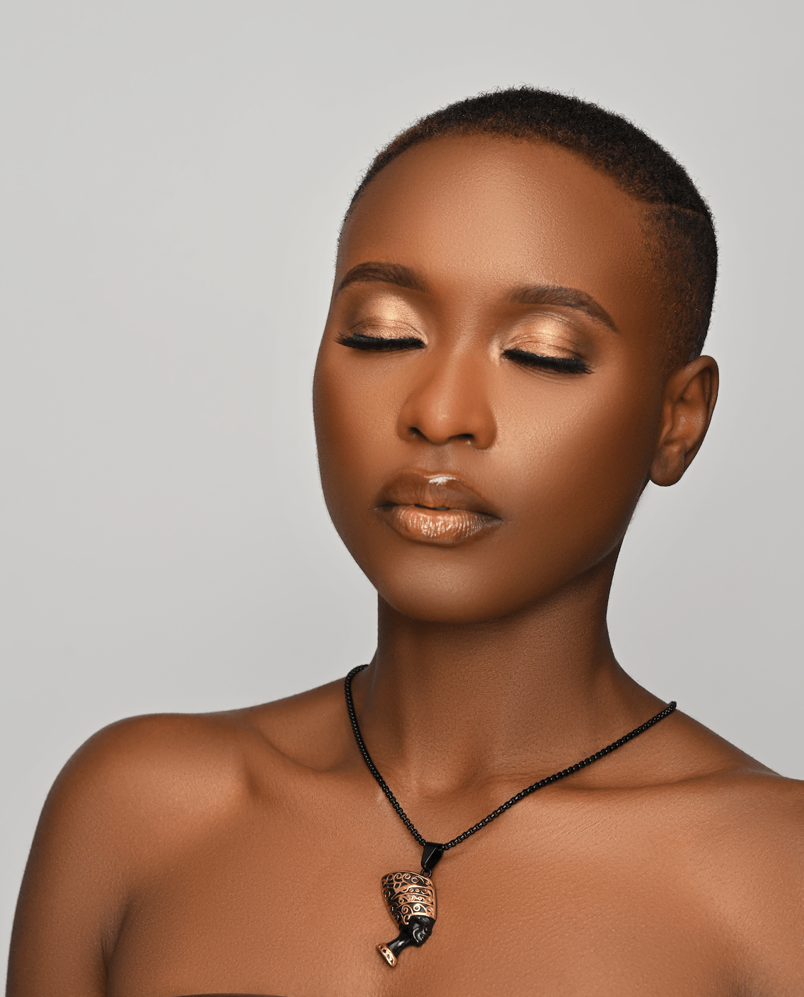 Stainless Steel Ancient Egyptian Queen Nefertiti Pendant Necklace – Black & Gold Pharaoh Jewellery - Fatisha Boutique