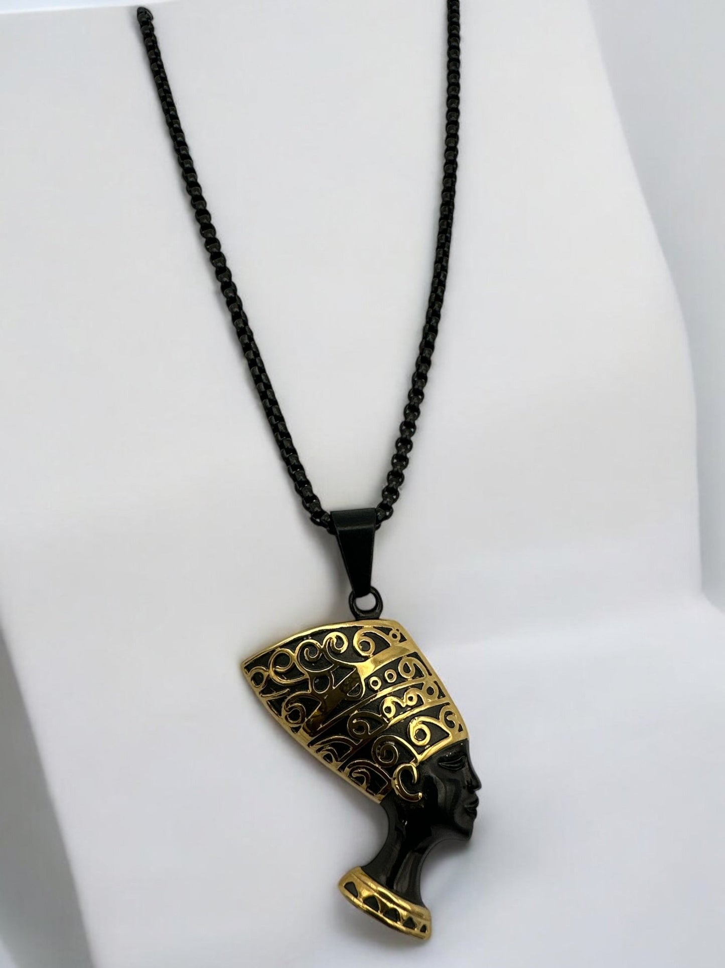 Stainless Steel Ancient Egyptian Queen Nefertiti Pendant Necklace – Black & Gold Pharaoh Jewellery - Fatisha Boutique