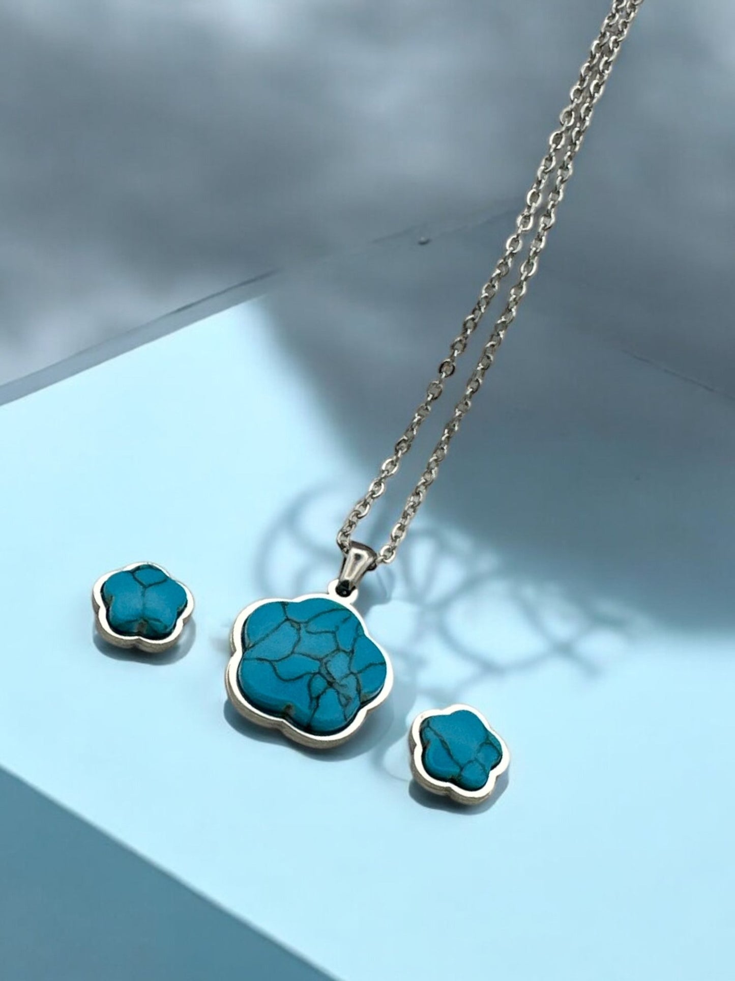 Stainless Steel Turquoise Flower Jewellery Set - Necklace & Earrings - Fatisha Boutique