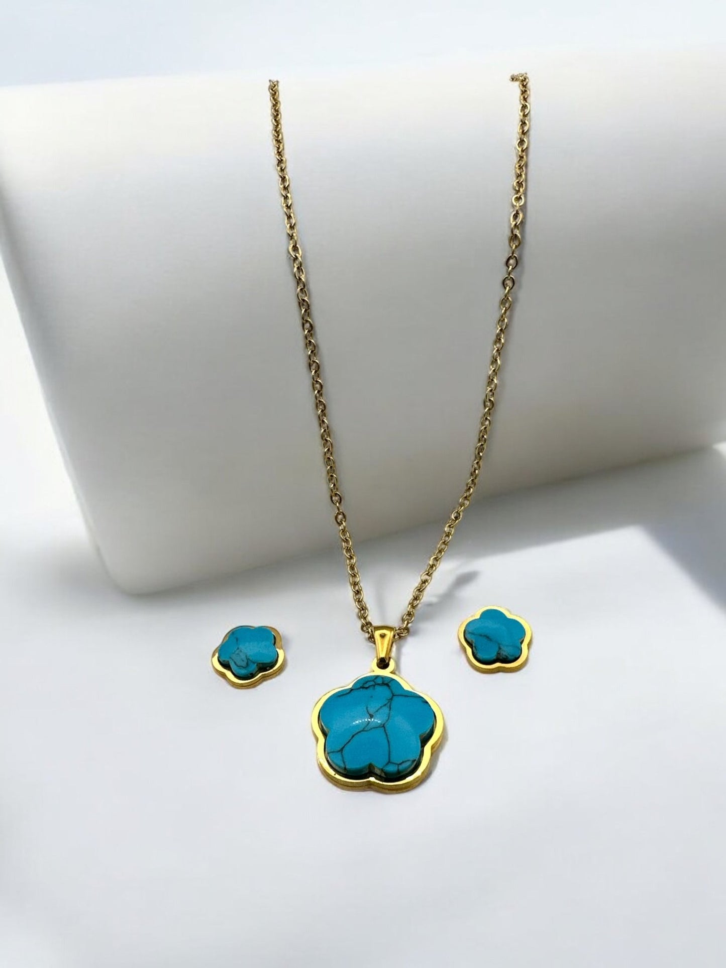 Stainless Steel Turquoise Flower Jewellery Set - Necklace & Earrings - Fatisha Boutique