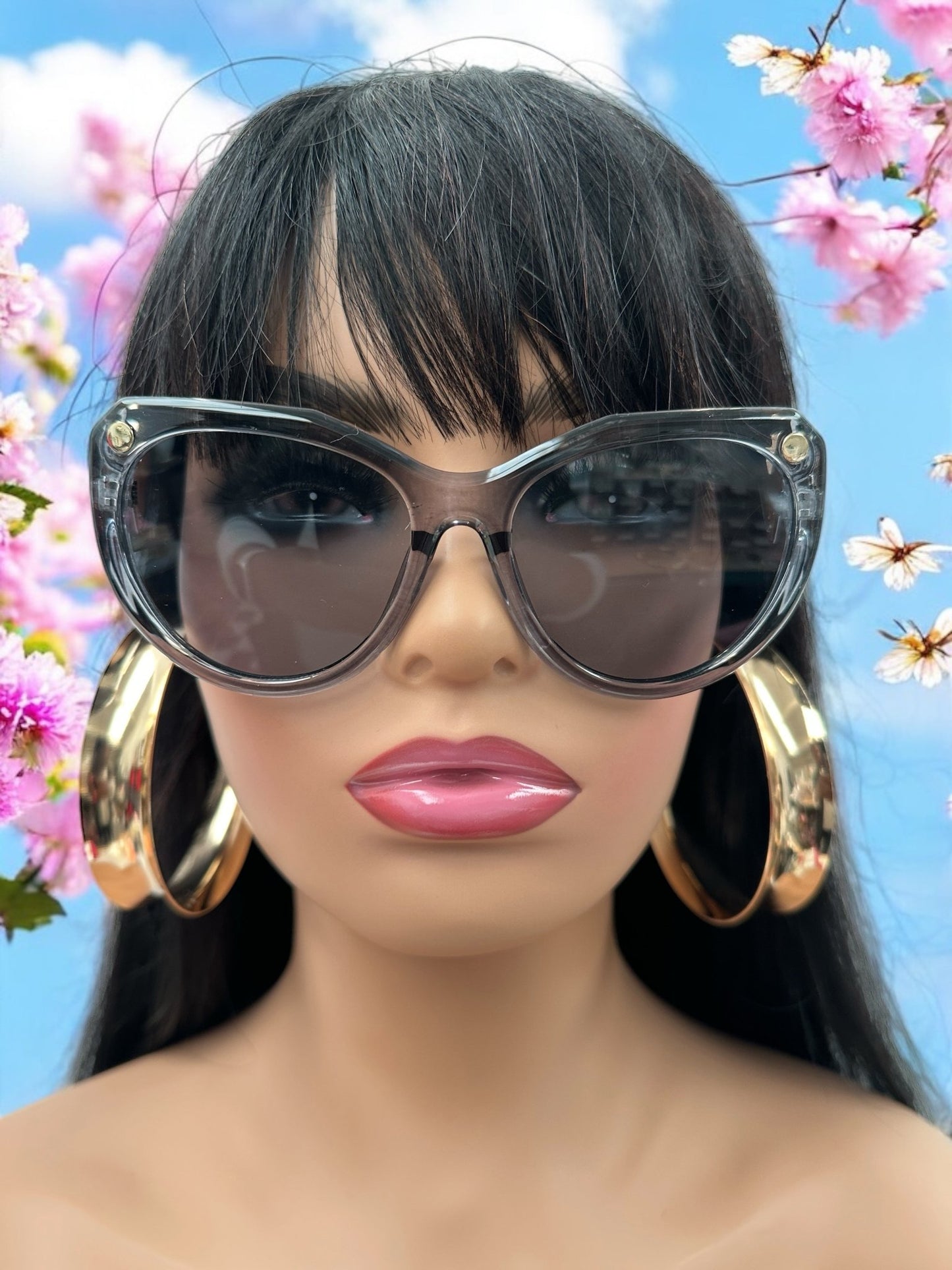 Trendy Oversized UV400 Sunglasses – Bold “V” Gold Accent - Fatisha Boutique