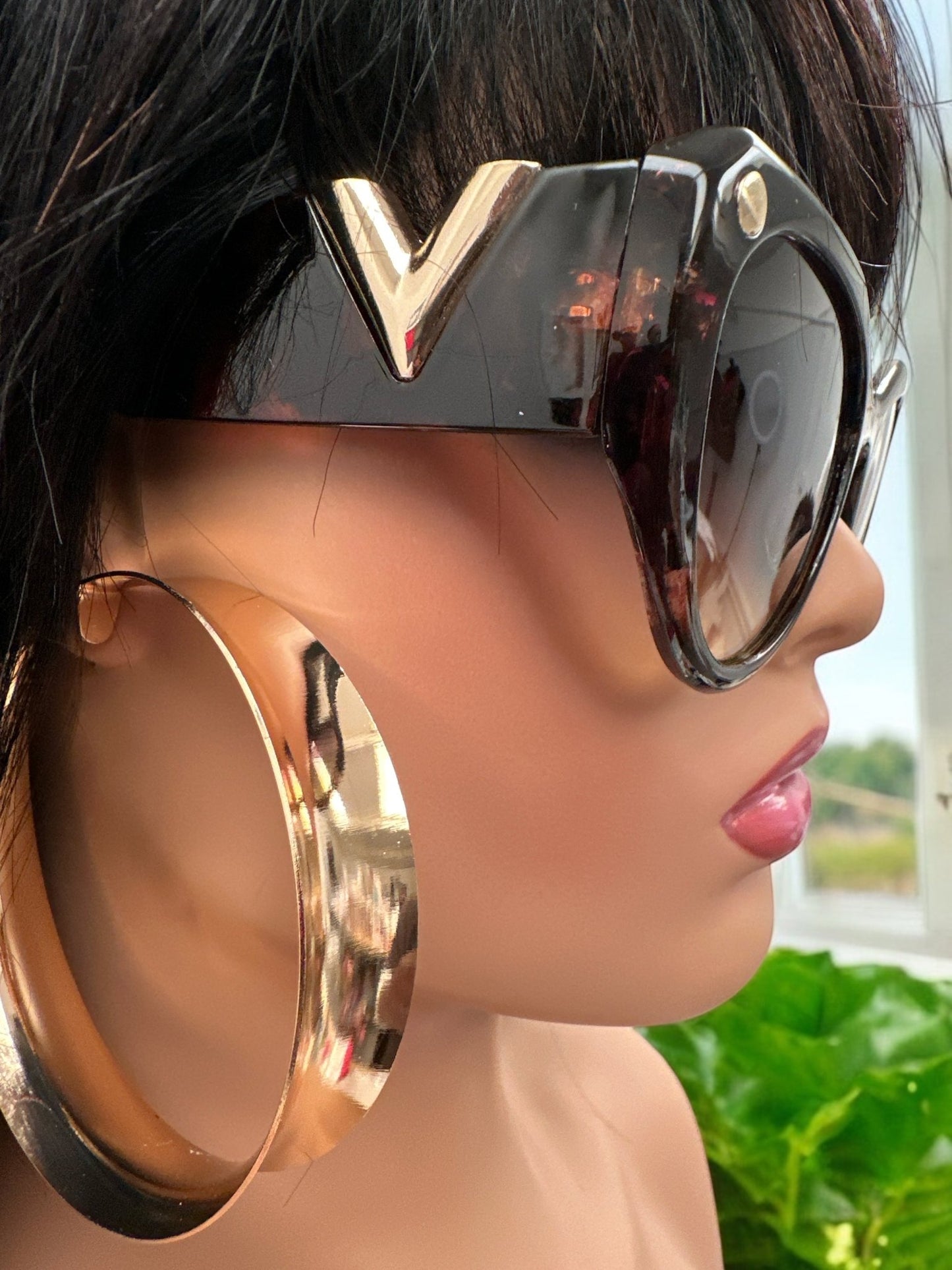 Trendy Oversized UV400 Sunglasses – Bold “V” Gold Accent - Fatisha Boutique