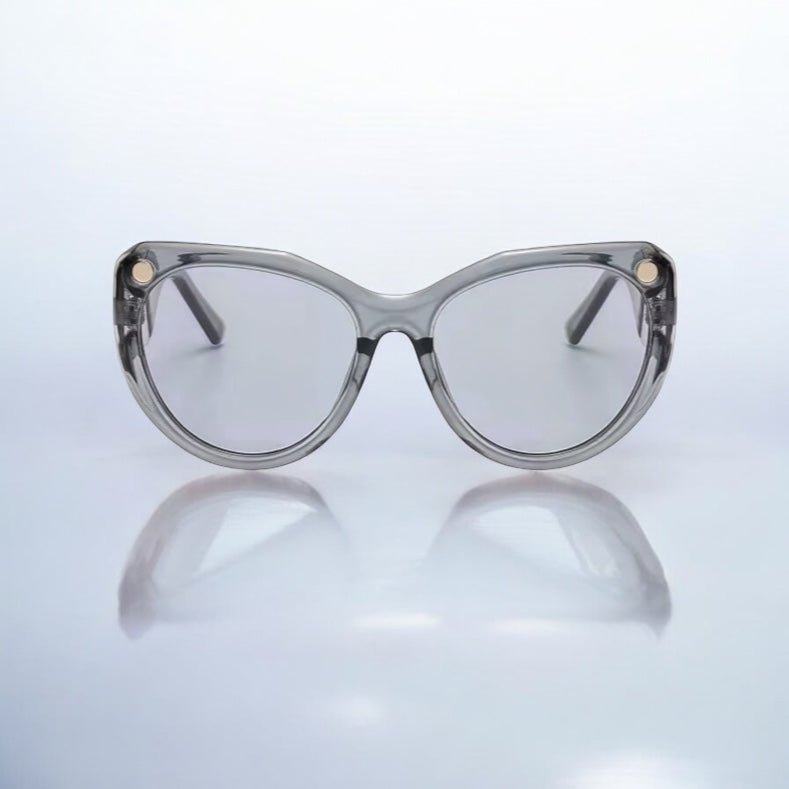 Trendy Oversized UV400 Sunglasses – Bold “V” Gold Accent - Fatisha Boutique
