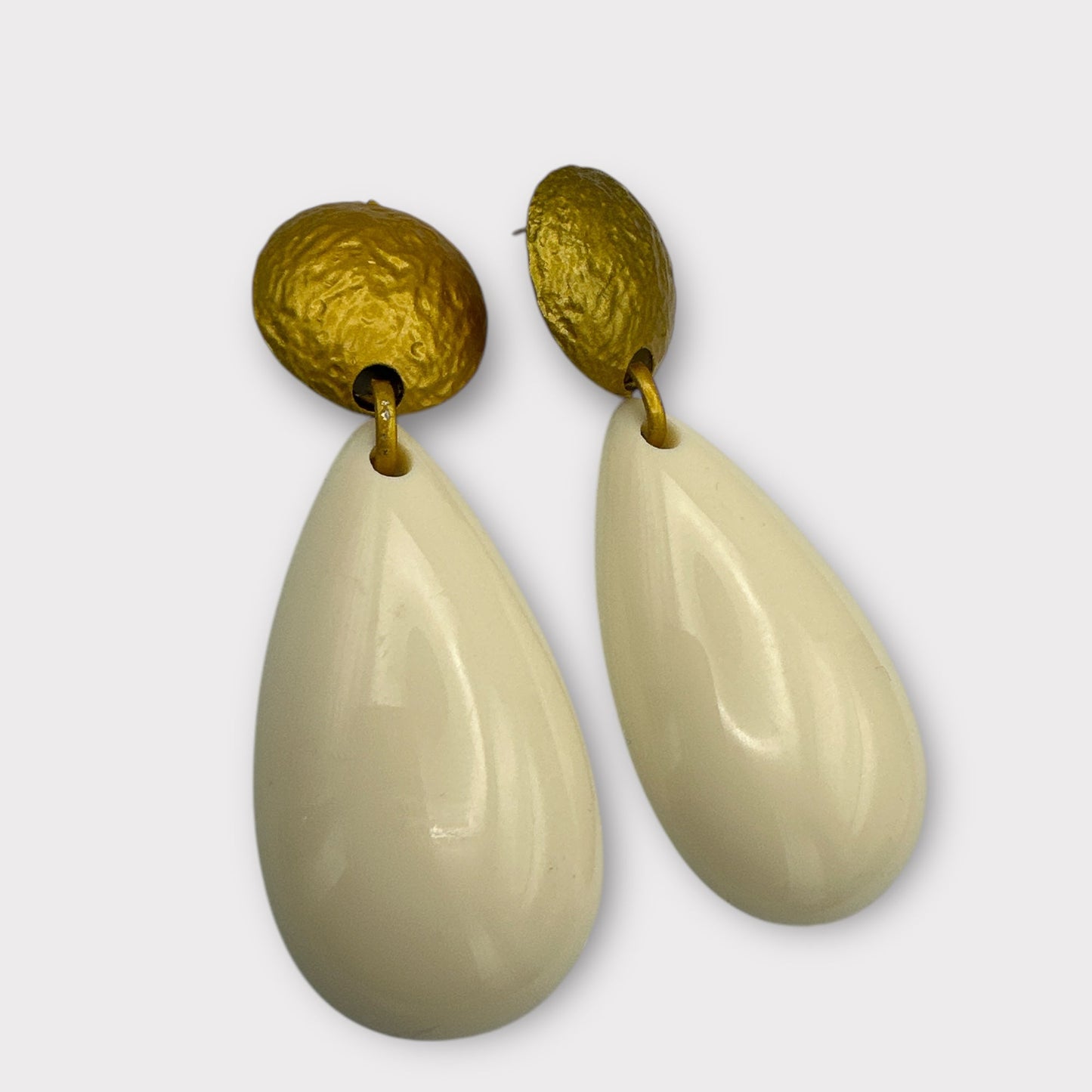 White Resin Water Drop Earrings – Teardrop Statement Studs with Gold Textured Top for Modern Chic - Fatisha Boutique
