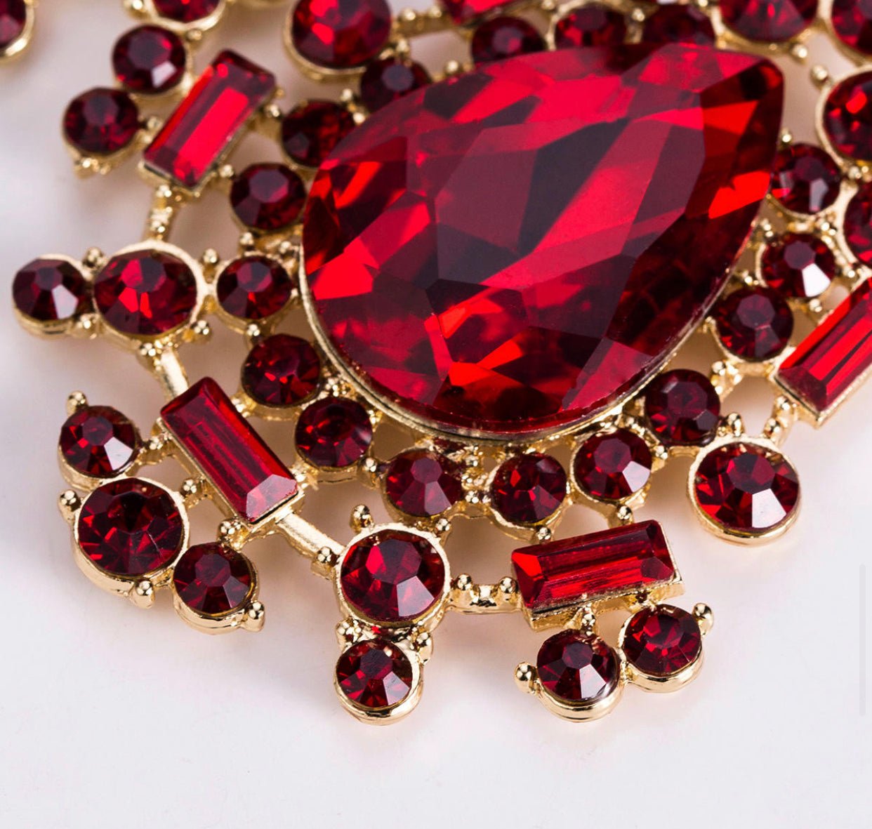 Elegant Rhinestone Teardrop Dangle Earrings - Fatisha Boutique