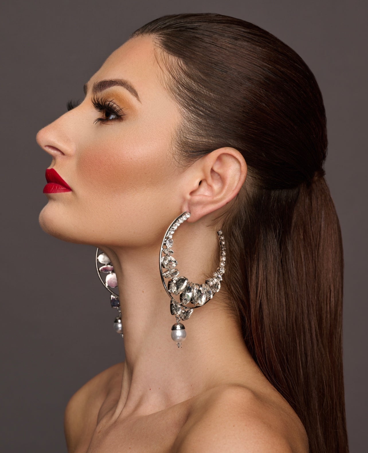 Elegant Rhinestones Statement Stud Earrings - Fatisha Boutique