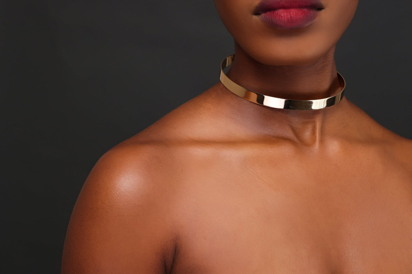 1CM Small Metal Collar Choker Necklace | Minimalist & Adjustable | Gold & Silver - Fatisha Boutique