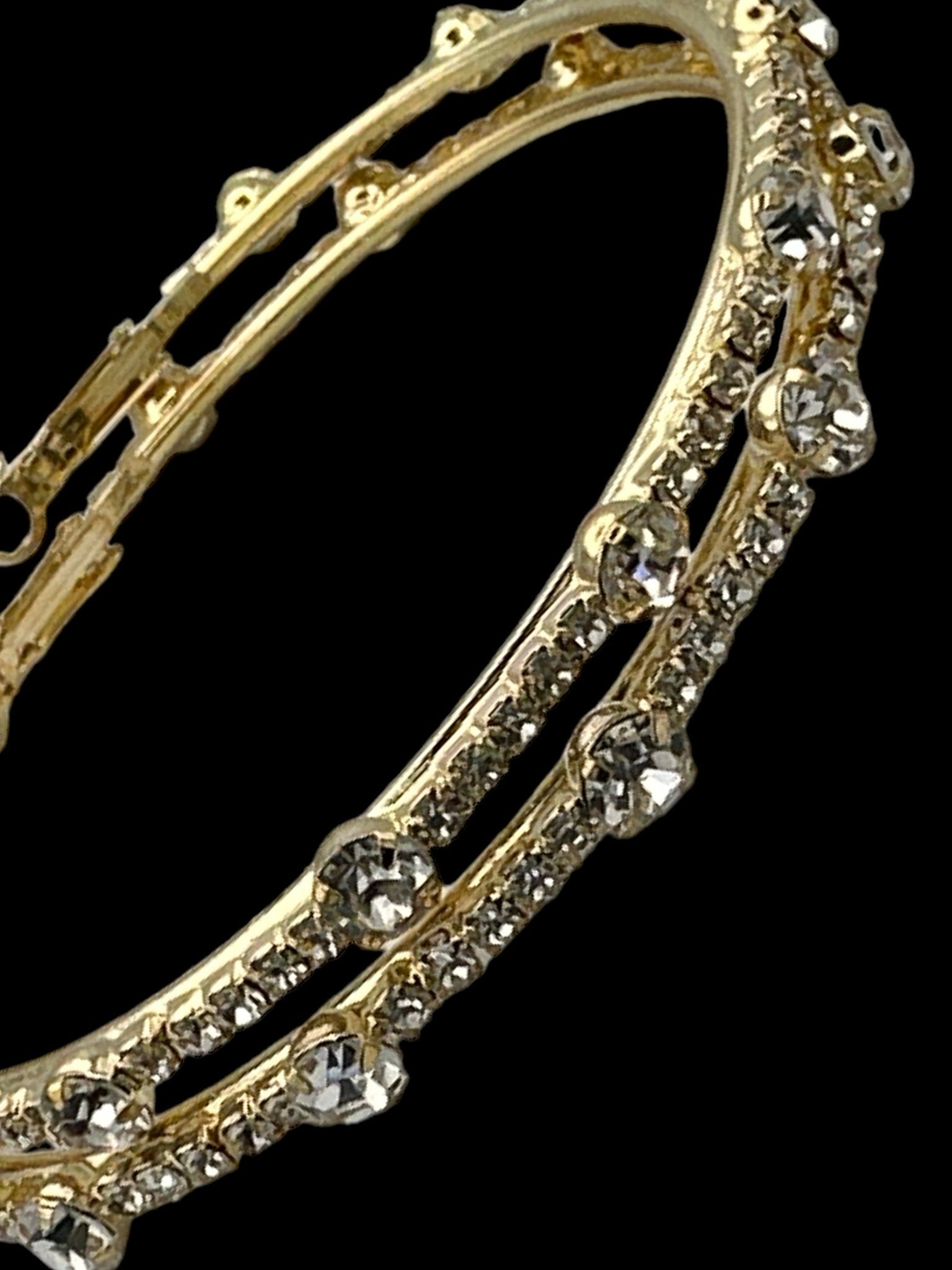 7CM Luxury Crystal Rhinestones Medium Statement Hoop Earrings - Fatisha Boutique