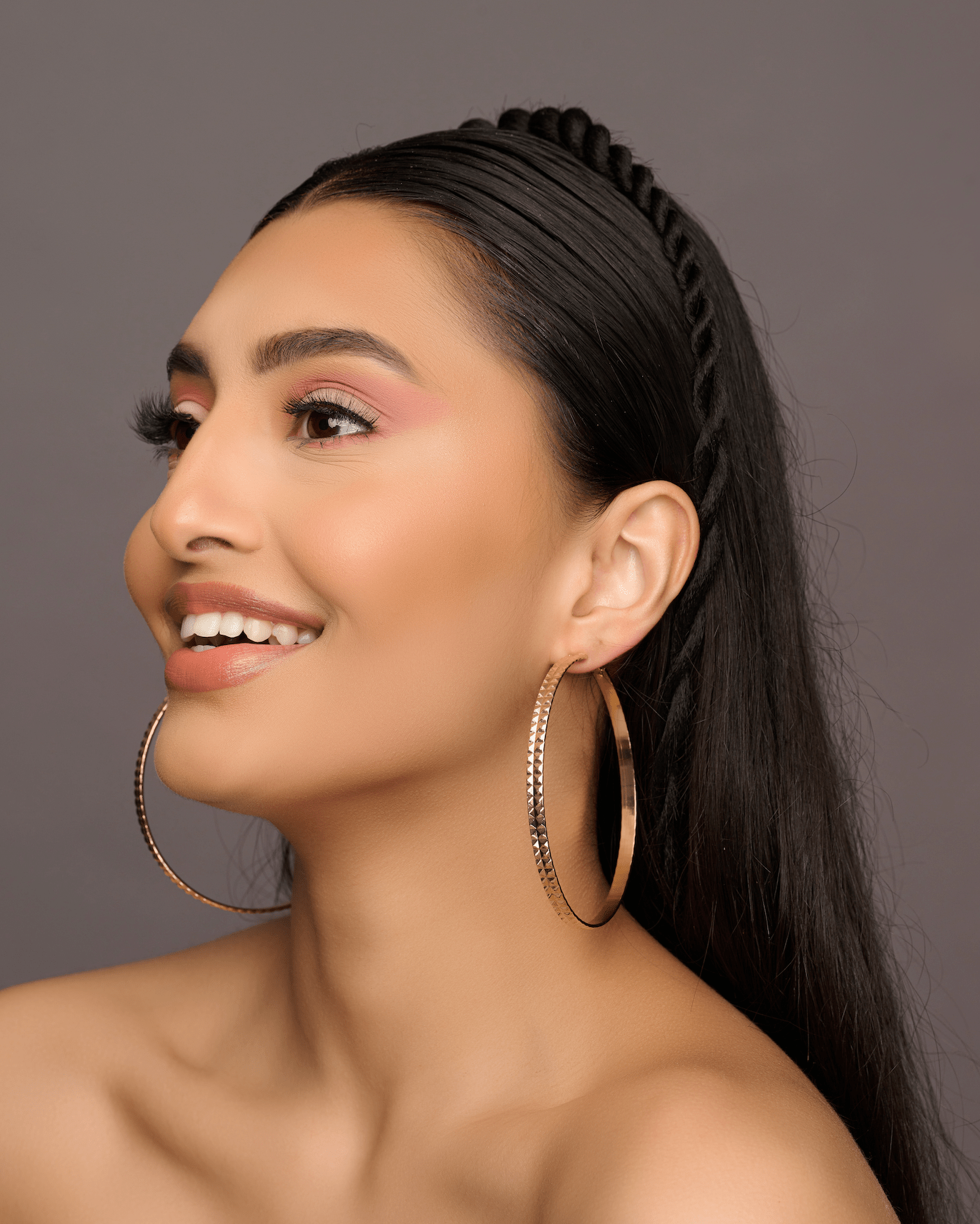 8CM Engraved Round Circle Statement Hoop Earrings - Fatisha Boutique