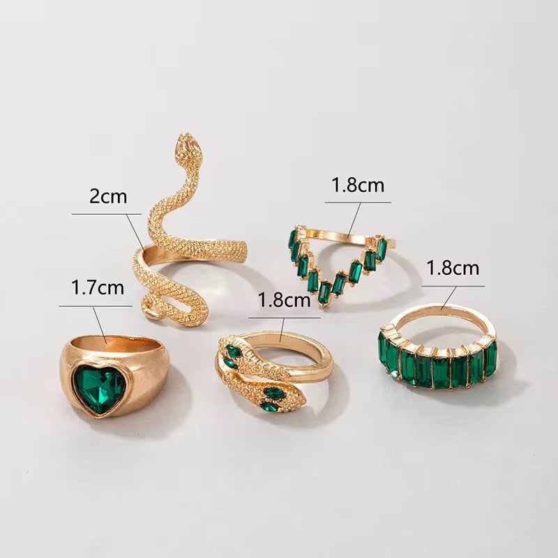 Emerald Glam Gold Ring Set – 5-Piece Non-Adjustable Snake & Gemstone Design - Fatisha Boutique #