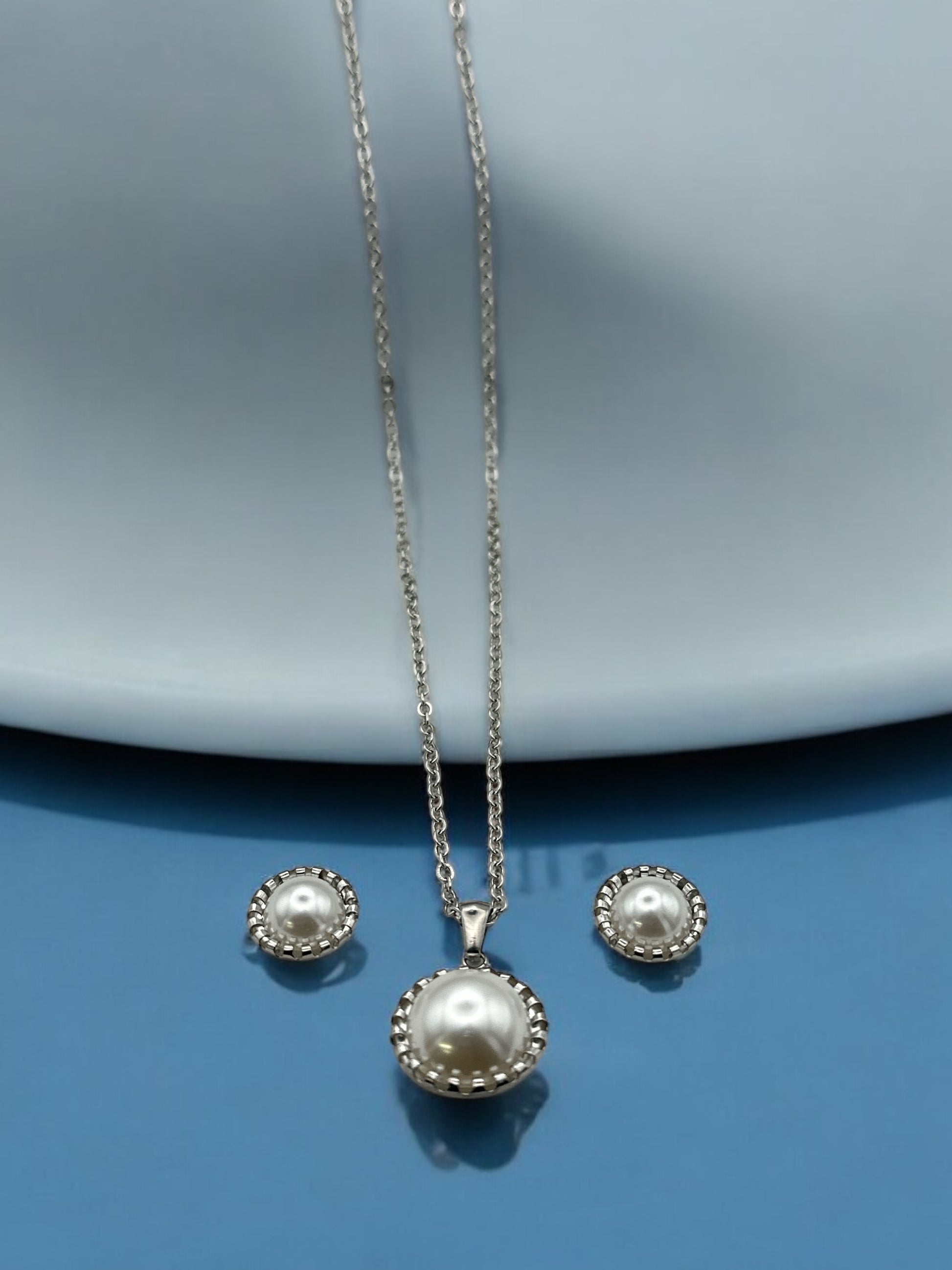 Elegant Pearl-Inspired Jewellery Set – Stainless Steel Necklace & Stud Earrings in Gold & Silver - Fatisha Boutique #