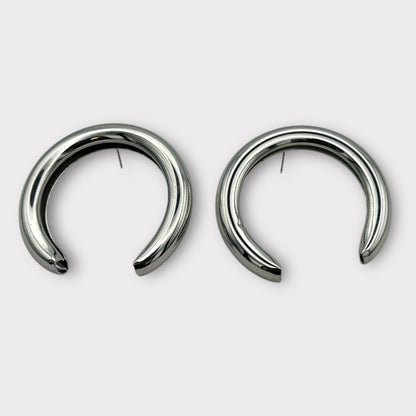 Chunky 5cm Open Hoop Earrings – Bold Sculptural Gold & Silver Statement Jewellery - Fatisha Boutique #