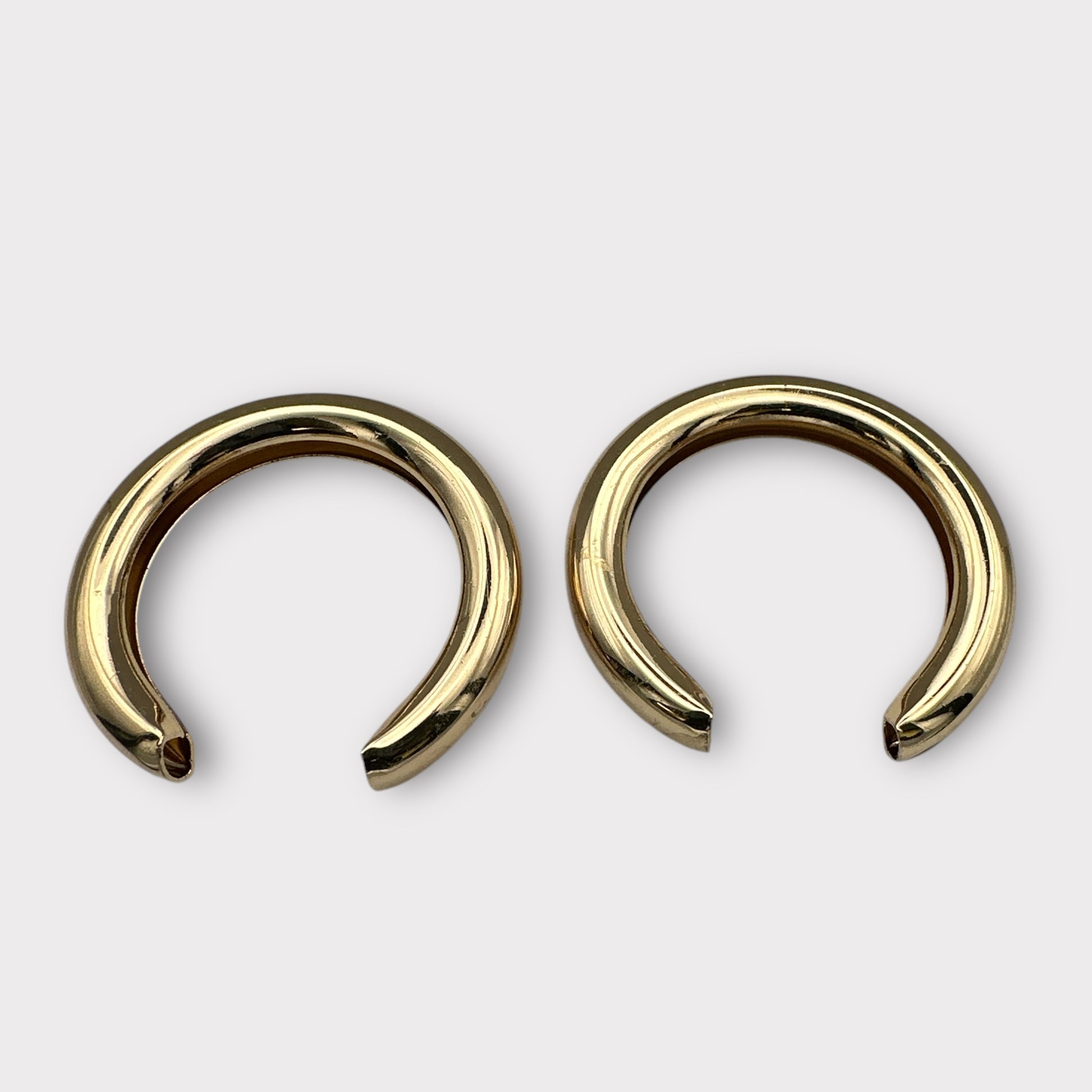 Chunky 5cm Open Hoop Earrings – Bold Sculptural Gold & Silver Statement Jewellery - Fatisha Boutique #