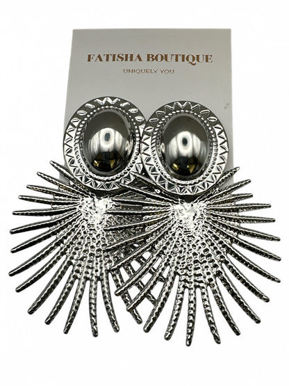 Boho Retro Hollow Leaf Lightweight Dangle Statement Earrings in Gold & Silver