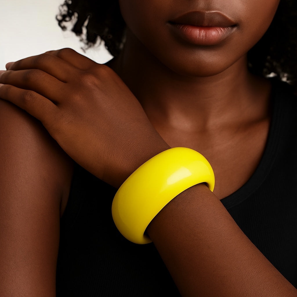 Big Yellow Resin Statement Bangle – Chunky Bold Retro Fashion Bracelet