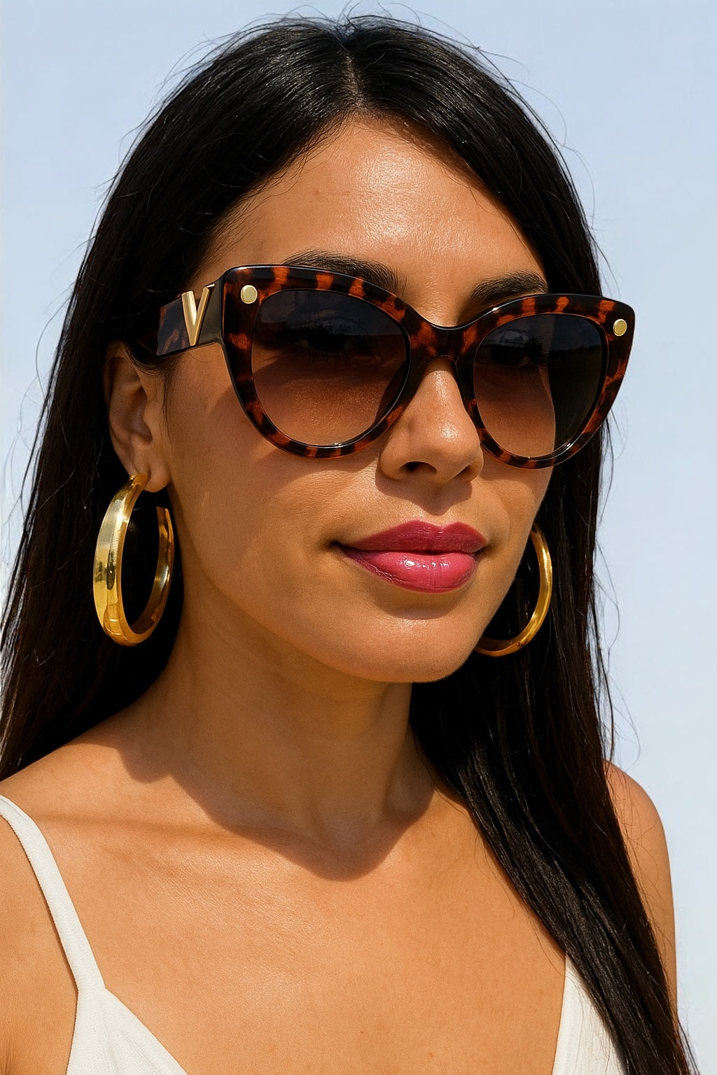 Designer-Inspired V Sunglasses – UV400 Cat Eye Gradient Fashion Shades for Women - Fatisha Boutique #