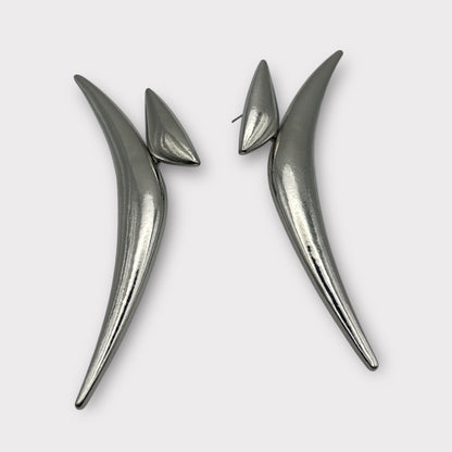 Bold Sculptural Gold & Silver Statement Earrings – Modern Avant-Garde Jewellery - Fatisha Boutique #
