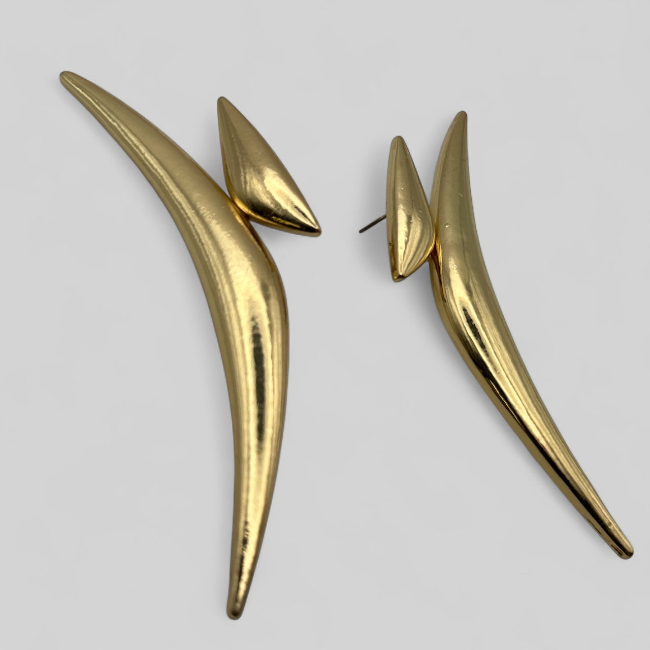 Bold Sculptural Gold & Silver Statement Earrings – Modern Avant-Garde Jewellery - Fatisha Boutique #