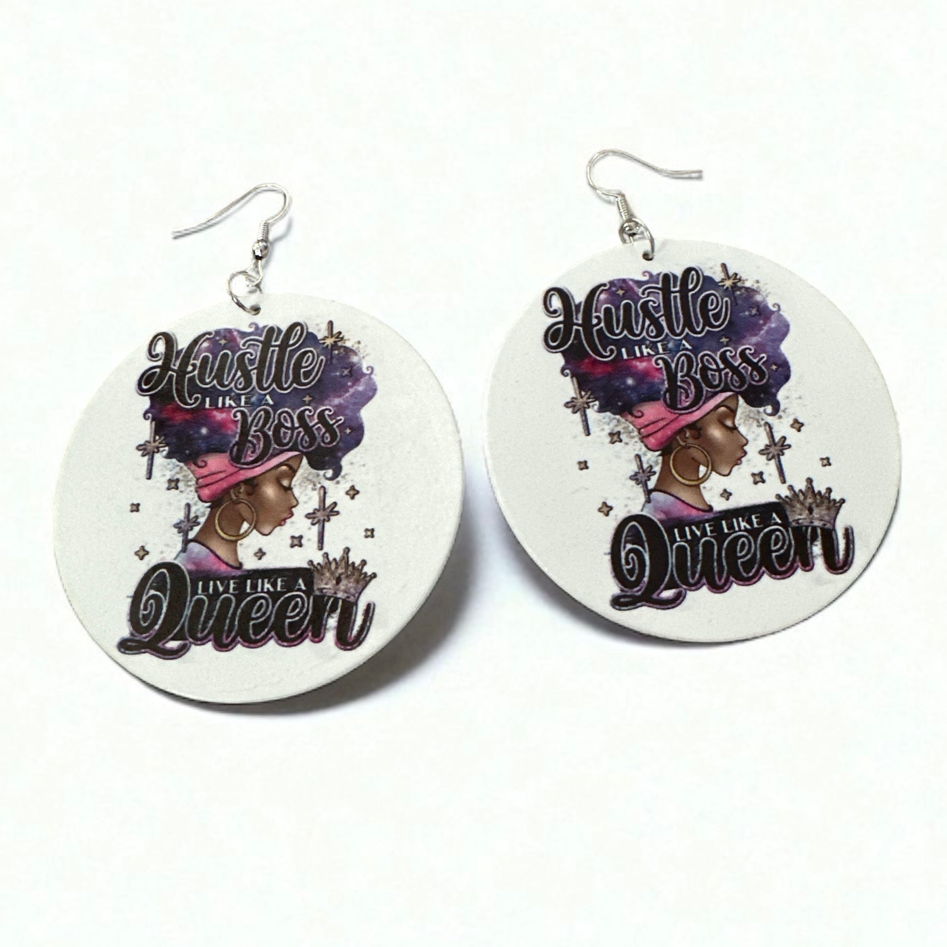 Double-Sided "Hustle Like a Boss, Live Like a Queen" Wooden Earrings – Afrocentric Statement Jewellery - Fatisha Boutique #