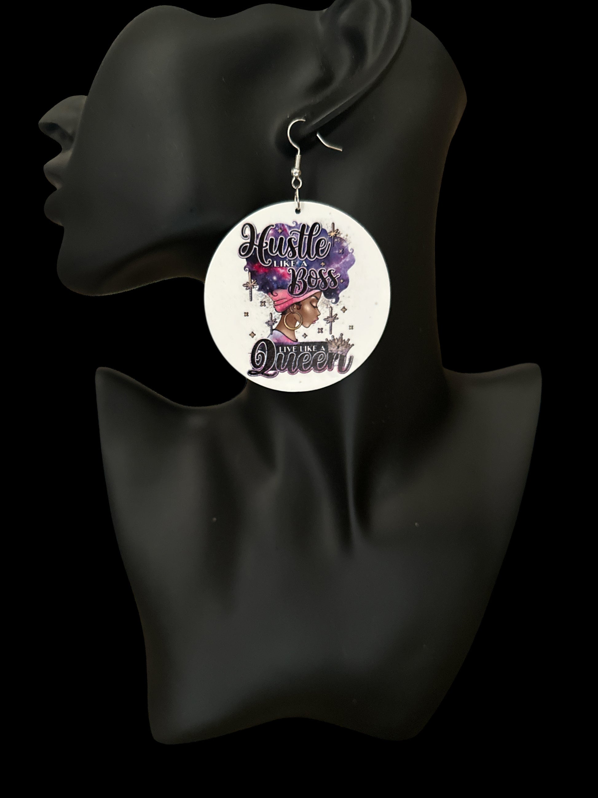 Double-Sided "Hustle Like a Boss, Live Like a Queen" Wooden Earrings – Afrocentric Statement Jewellery - Fatisha Boutique #