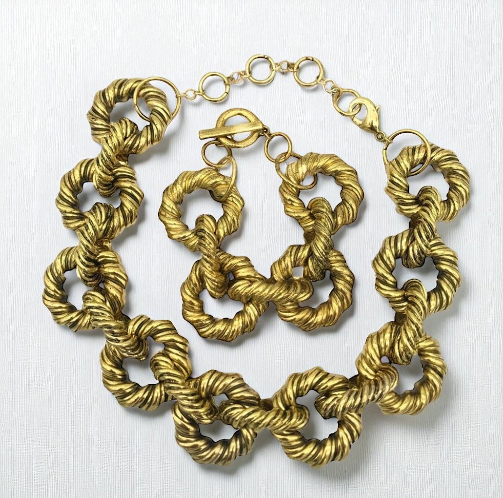 Elegant Gold Plated Interlocking Metal Choker & Bracelet Jewellery Set – African Statement Jewellery - Fatisha Boutique #