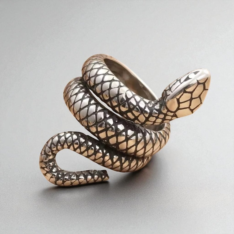 Bohemian 4-Piece Snake Statement Rings Set – Vintage Reptile Design - Fatisha Boutique #