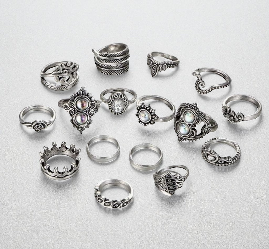 Bohemian 16-Piece Silver Ring Set – Vintage Crystal Statement Jewellery - Fatisha Boutique #