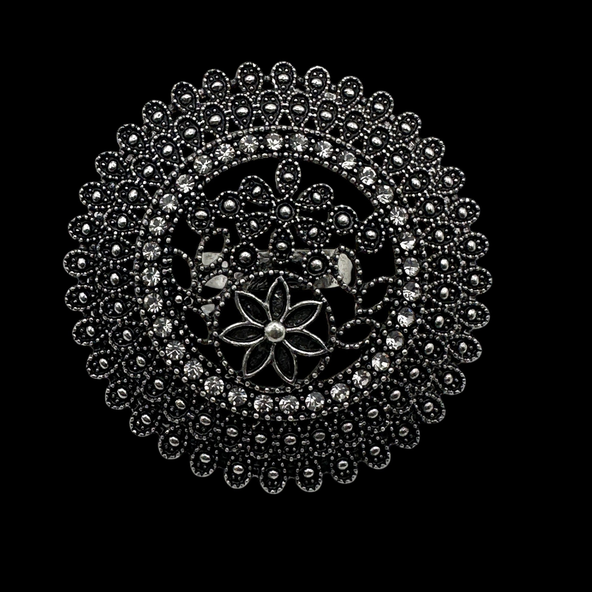 Vintage Boho Oversized Statement Ring – Antique Gold & Silver, 5cm Mandala Design - Fatisha Boutique #