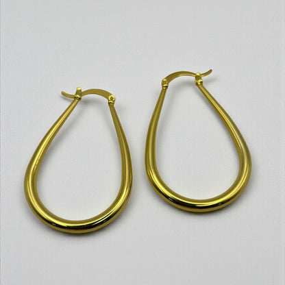 Minimal Gold Oval Hoop Earrings – 5CM Lightweight Elegant Everyday Jewellery - Fatisha Boutique #