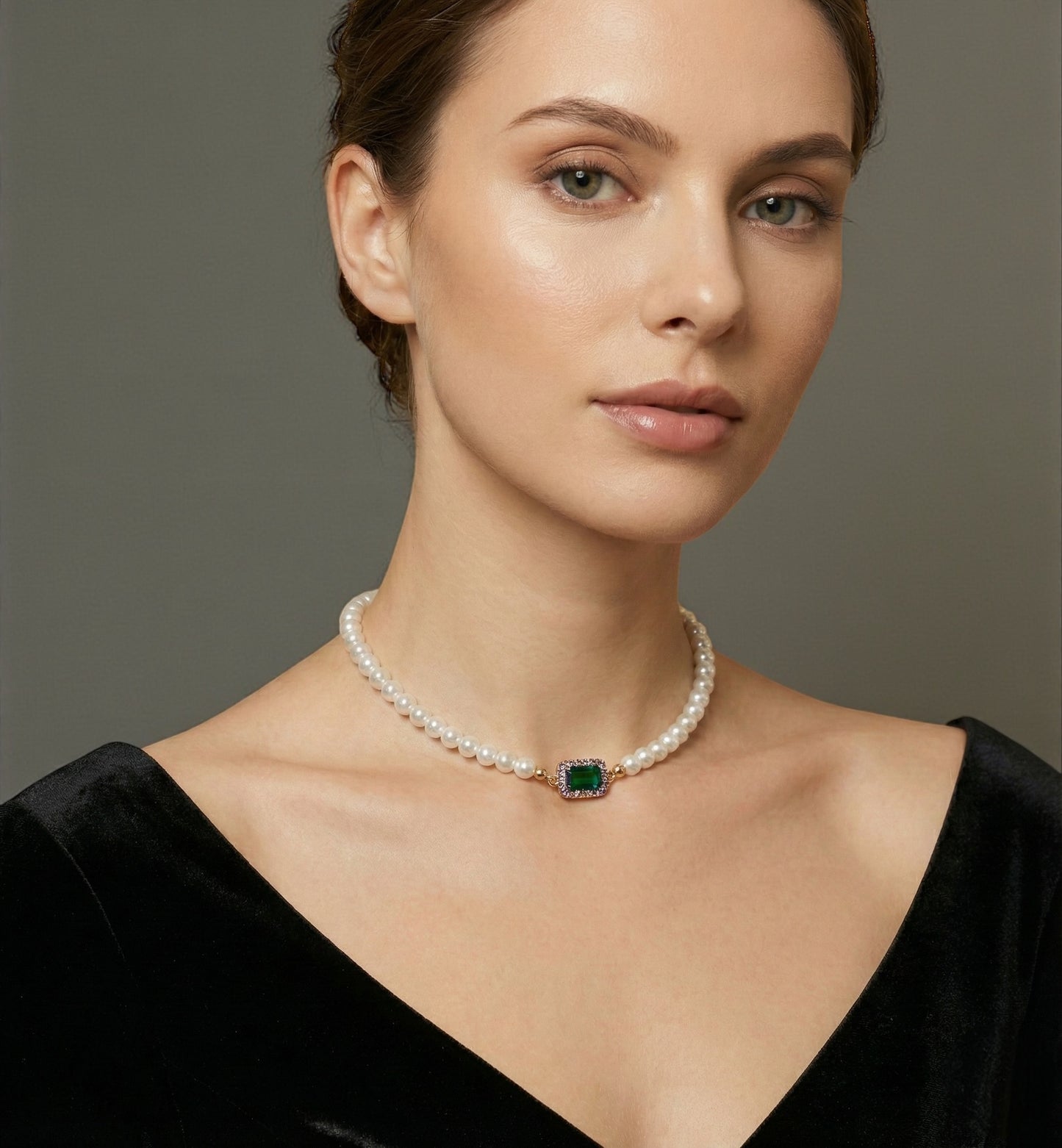 Elegant Faux Pearl Green Rhinestone Choker Necklace – Handmade Statement Jewellery - Fatisha Boutique # Fatisha Boutique