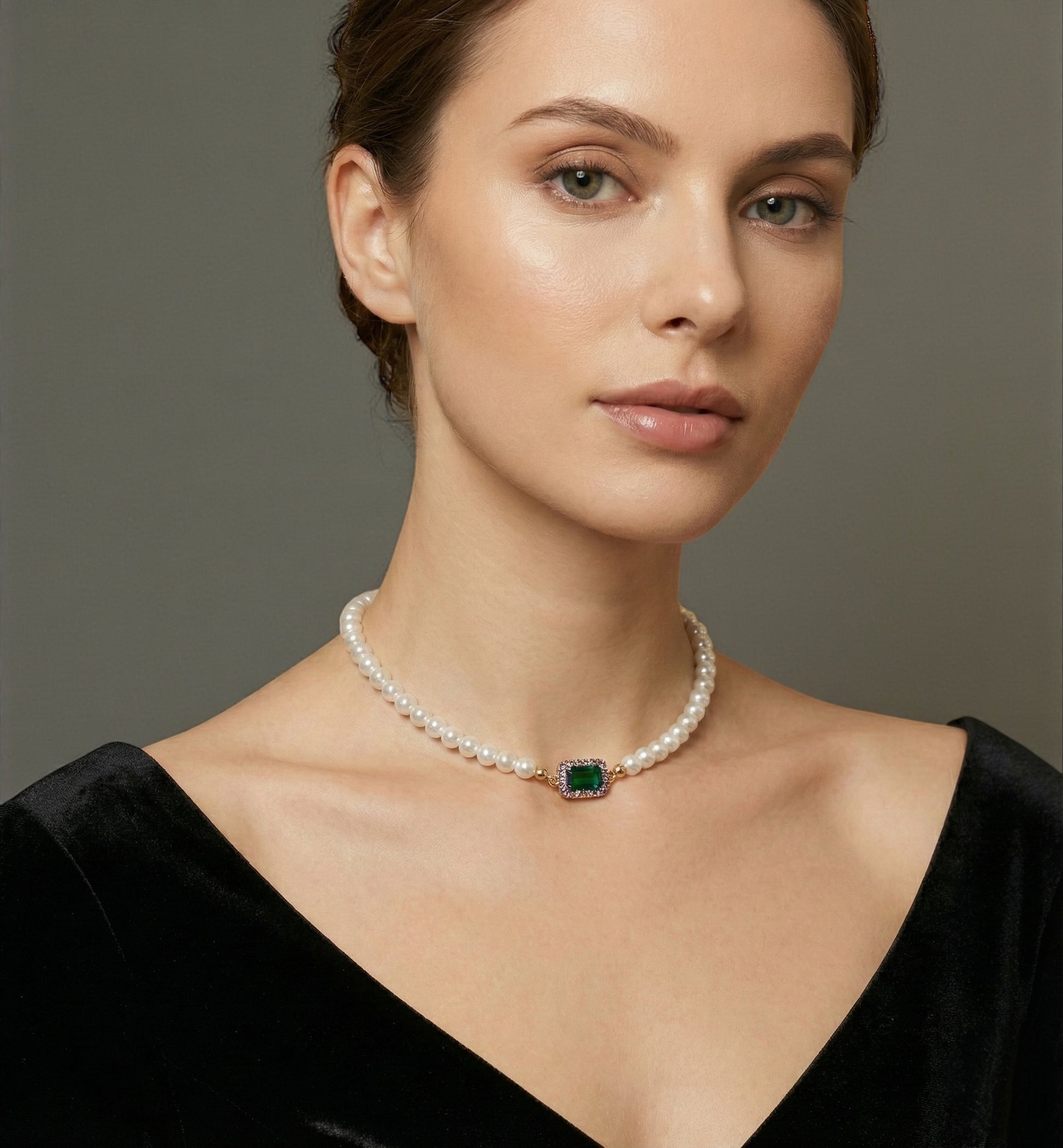 Elegant Faux Pearl Green Rhinestone Choker Necklace – Handmade Statement Jewellery - Fatisha Boutique #
