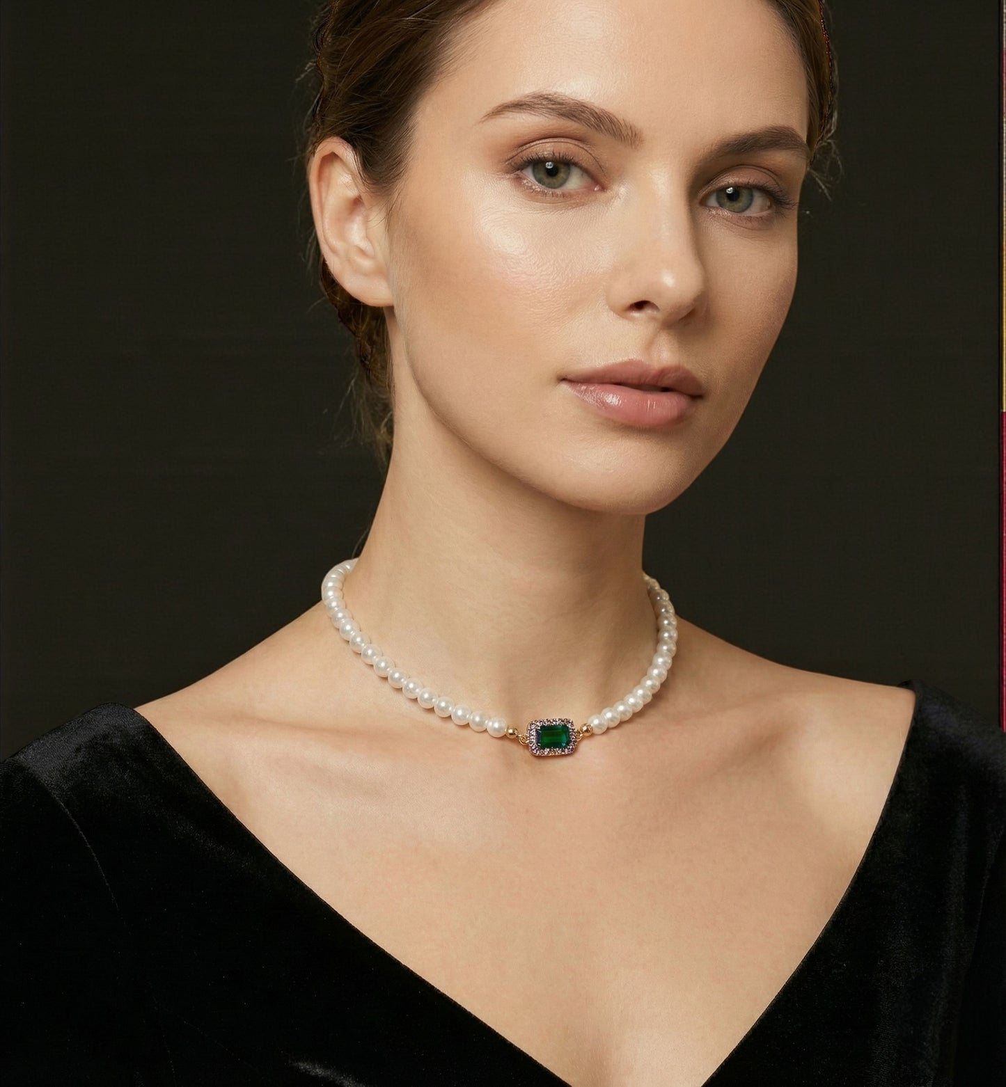 Elegant Faux Pearl Green Rhinestone Choker Necklace – Handmade Statement Jewellery - Fatisha Boutique # Fatisha Boutique