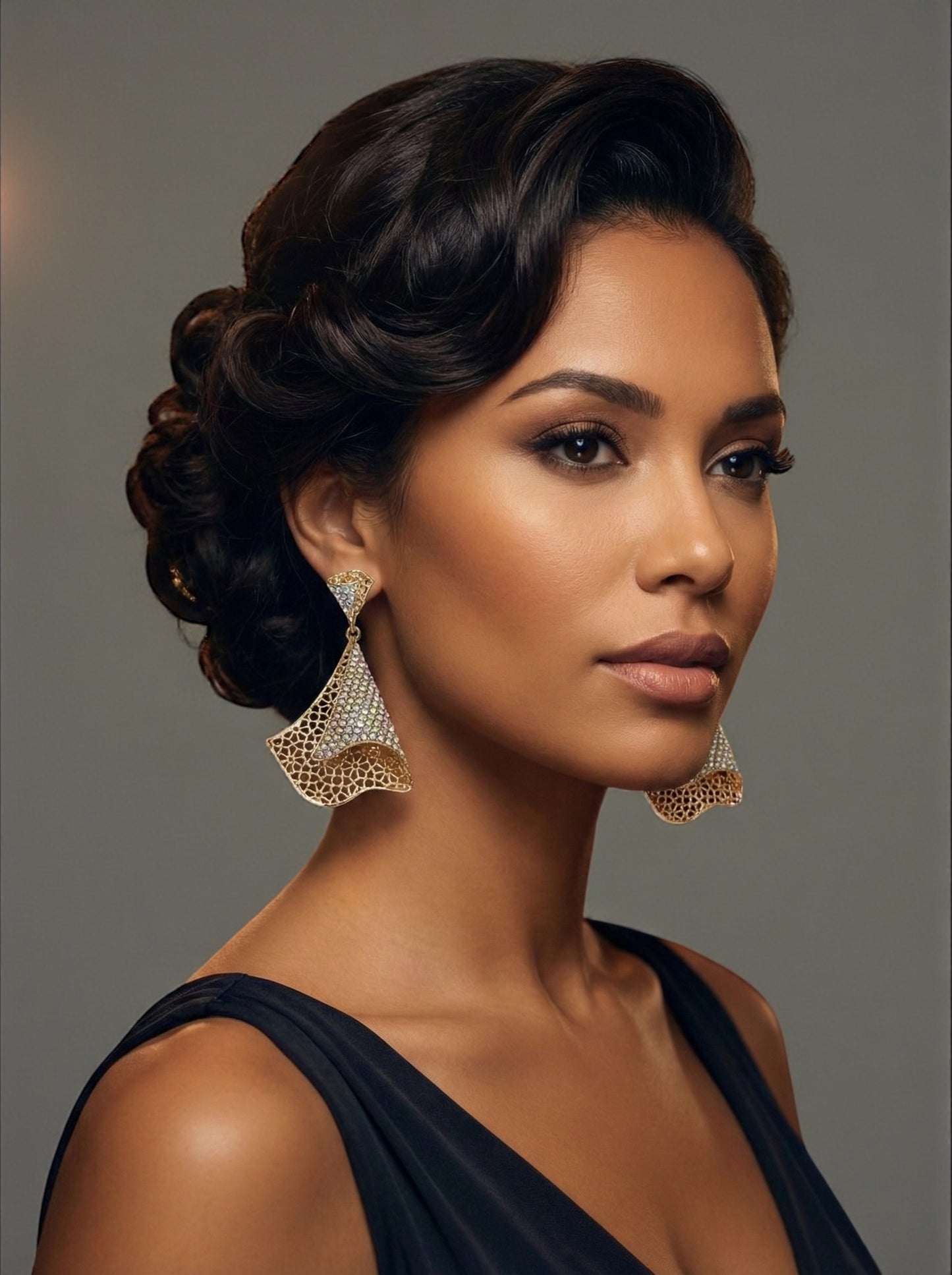 Elegant Crystal Filigree Fan Earrings | Gold & Silver Statement Drops