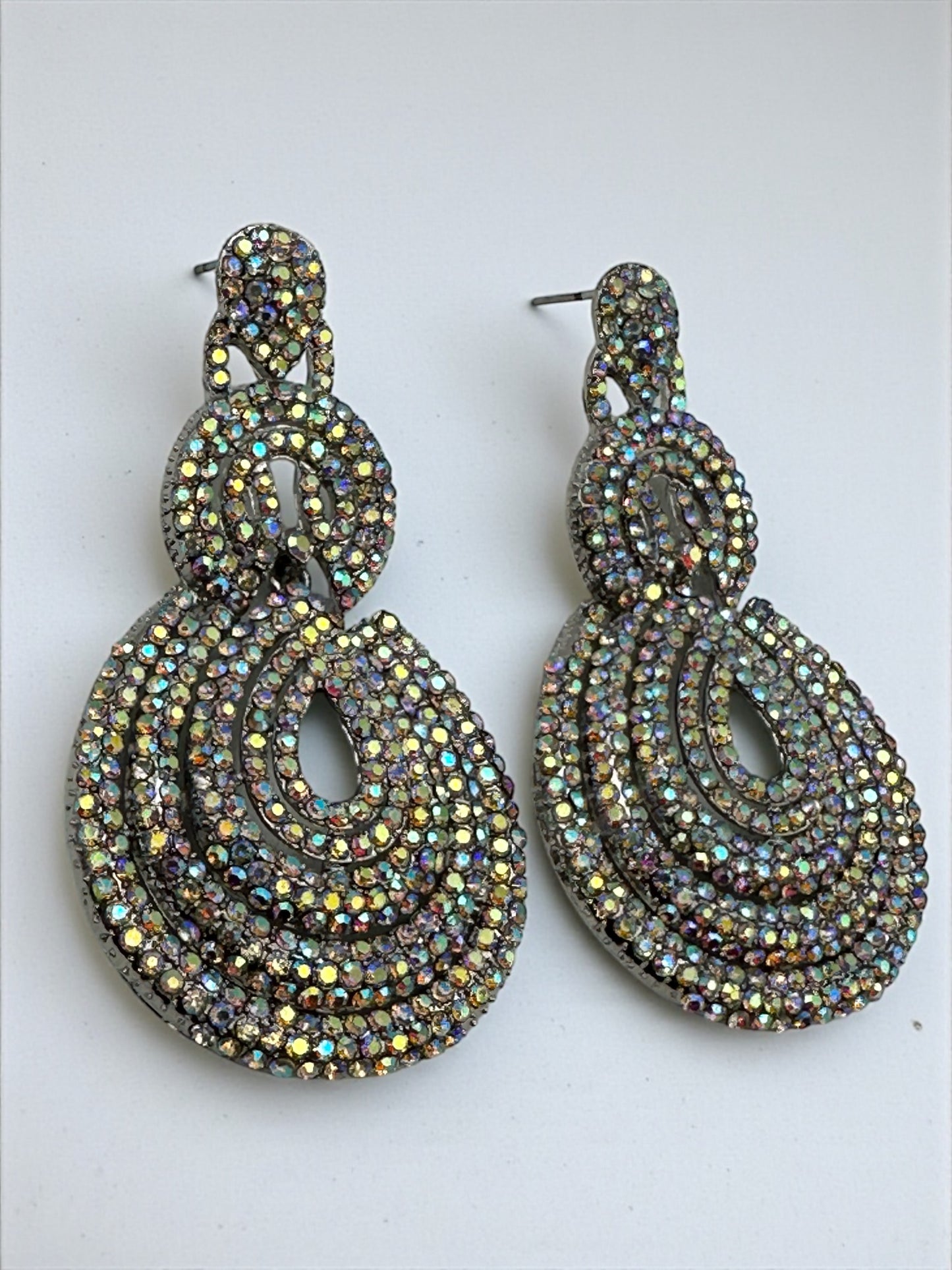Elegant Long Glamorous Statement Diamante Teardrop Rhinestone Earrings – Gold & Silver - Fatisha Boutique #