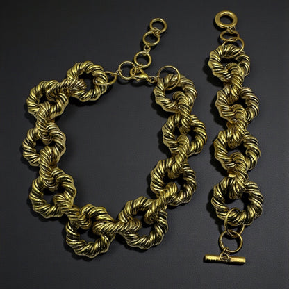 Elegant Gold Plated Interlocking Metal Choker & Bracelet Jewellery Set – African Statement Jewellery - Fatisha Boutique #