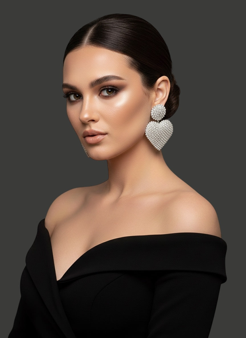 Silver Rhinestone Heart Dangle Earrings – Crystal Statement Party JewellerySilver Rhinestone Heart Dangle Earrings – Crystal Statement Party Jewellery - Fatisha Boutique #